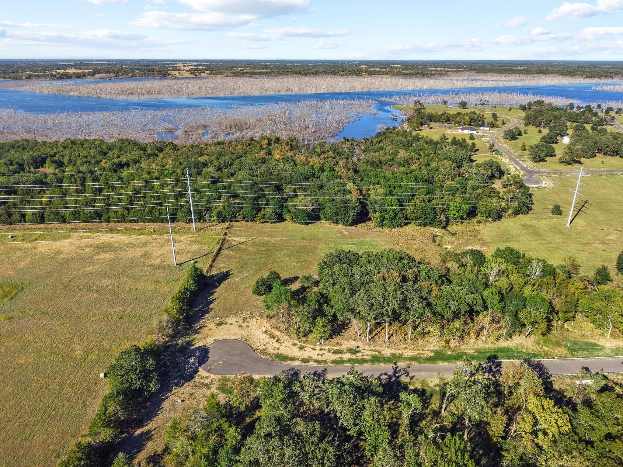 main property photo 11