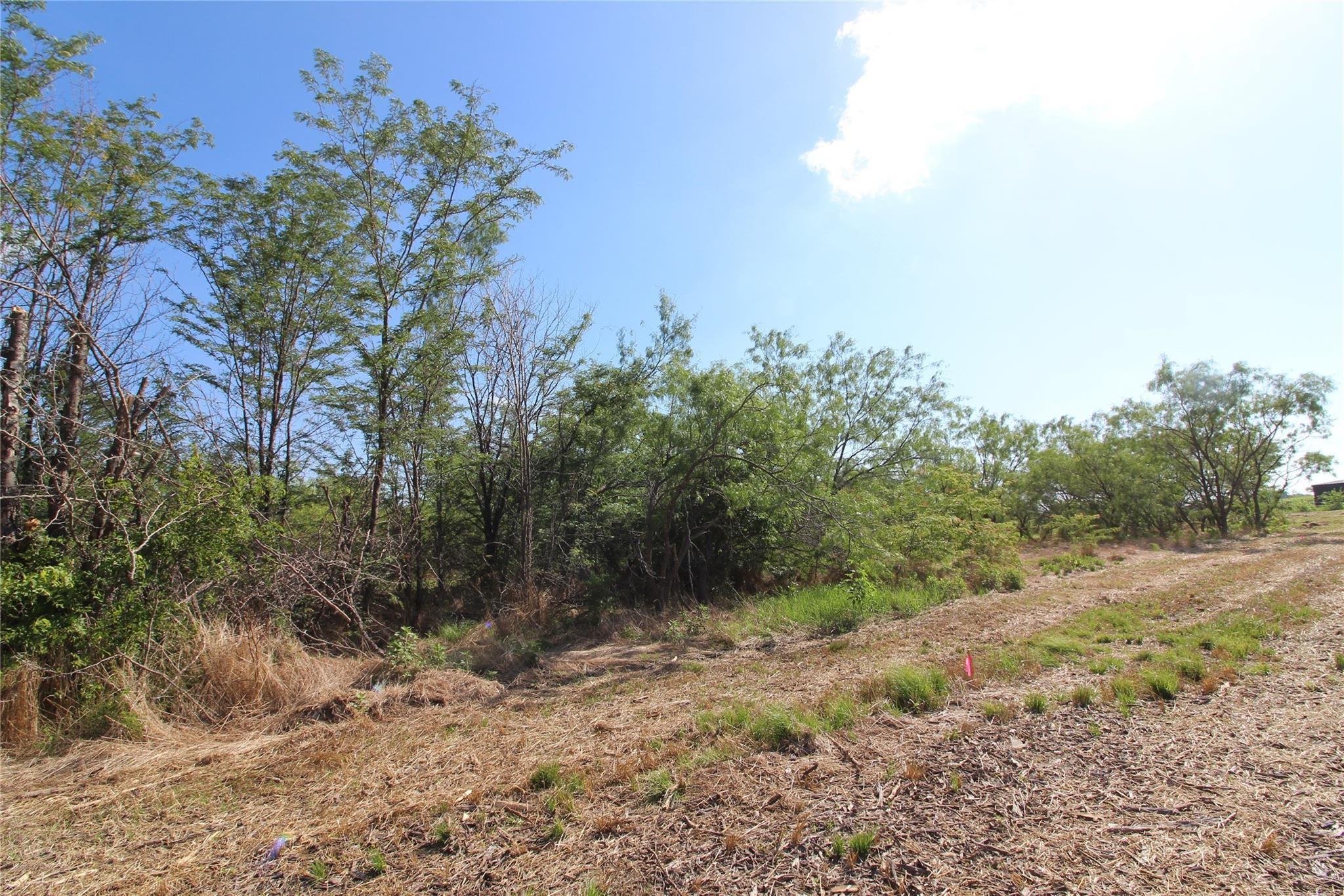 main property photo 18