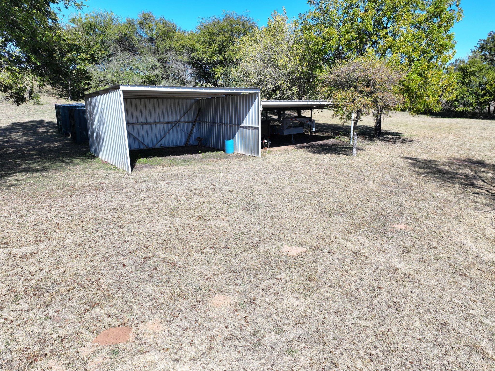 main property photo 17
