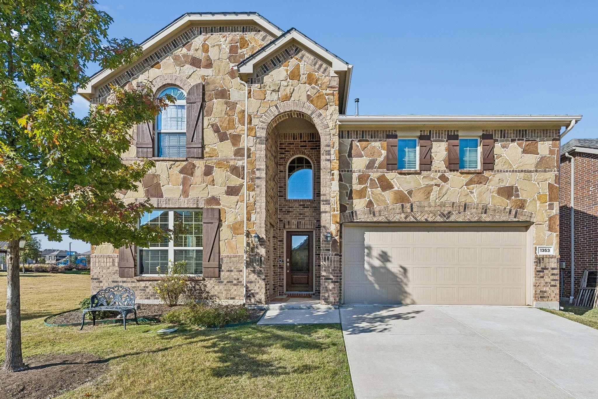 main property photo 37
