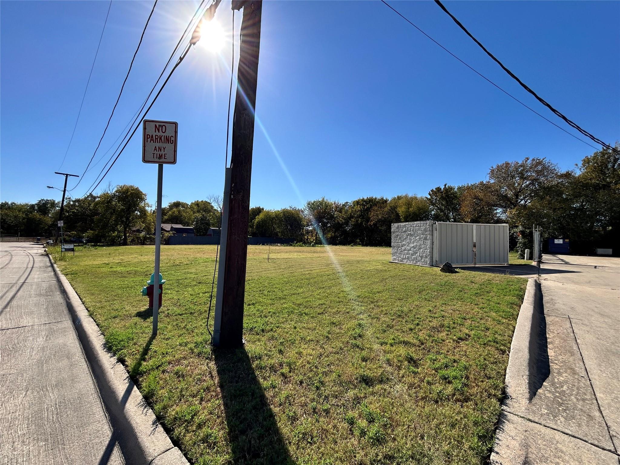 main property photo 22