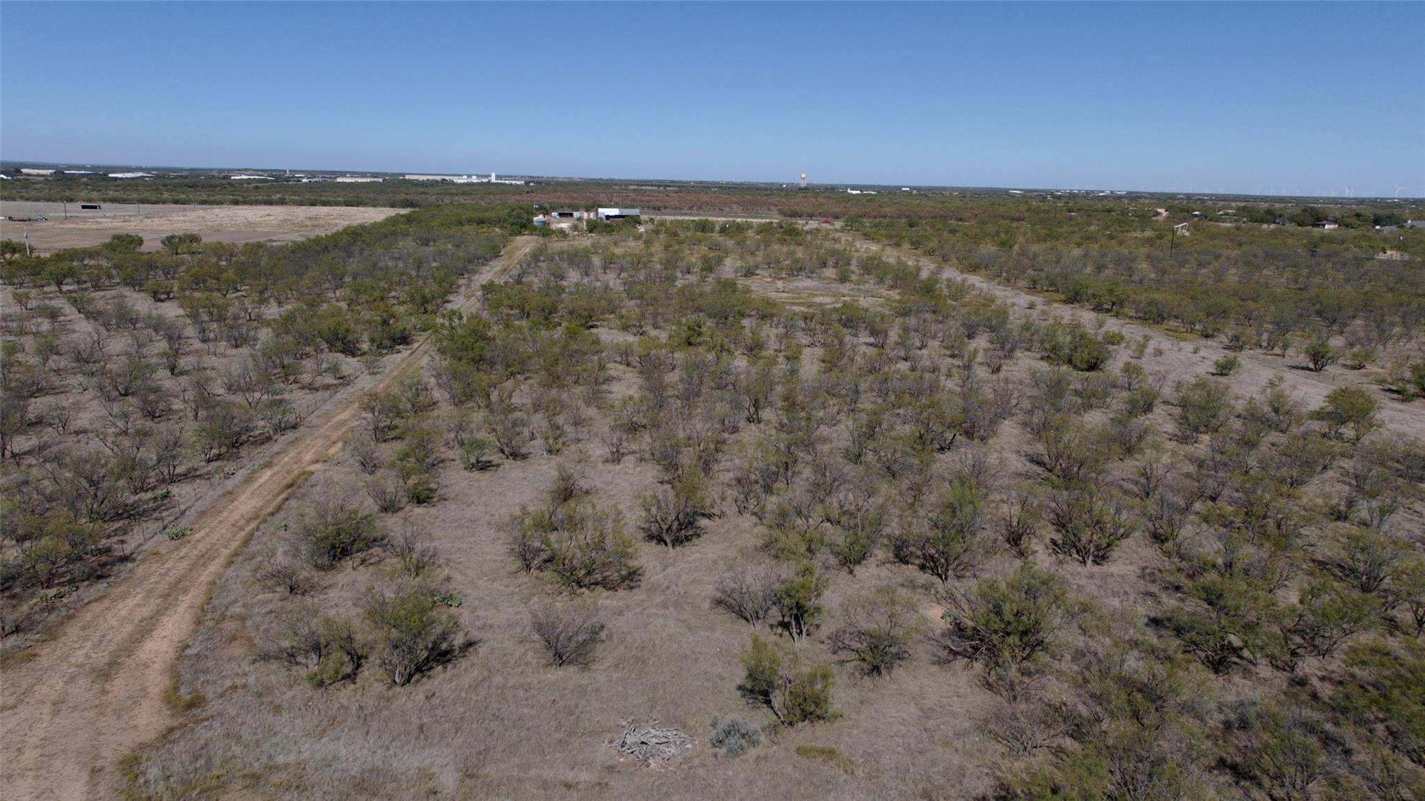main property photo 34