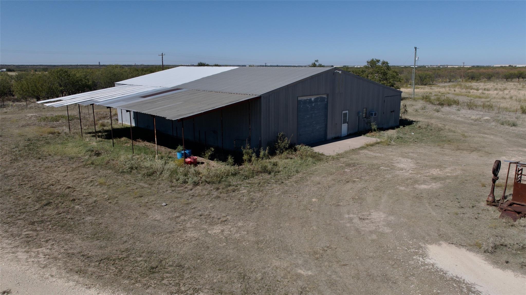 main property photo 35