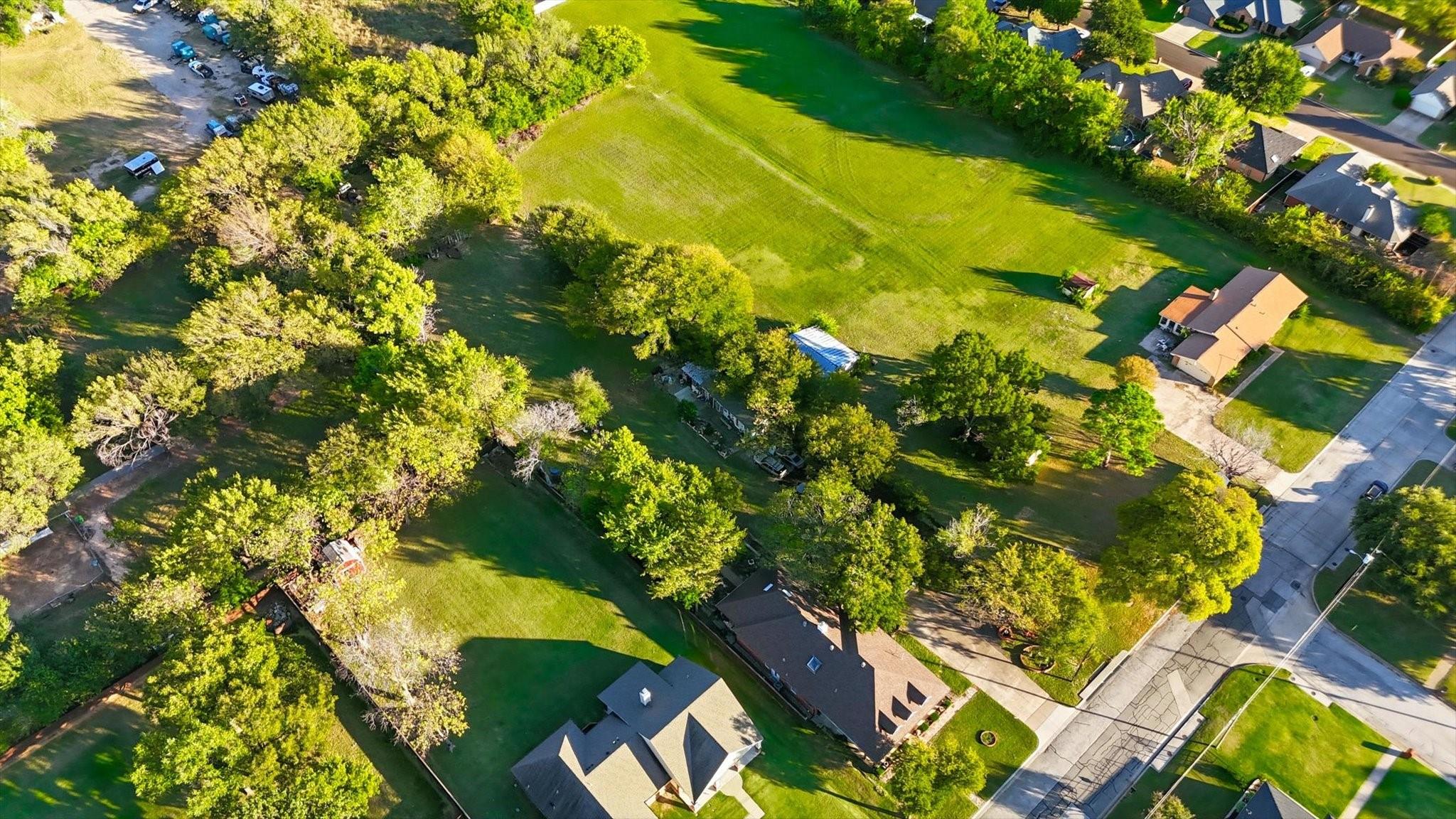 main property photo 15