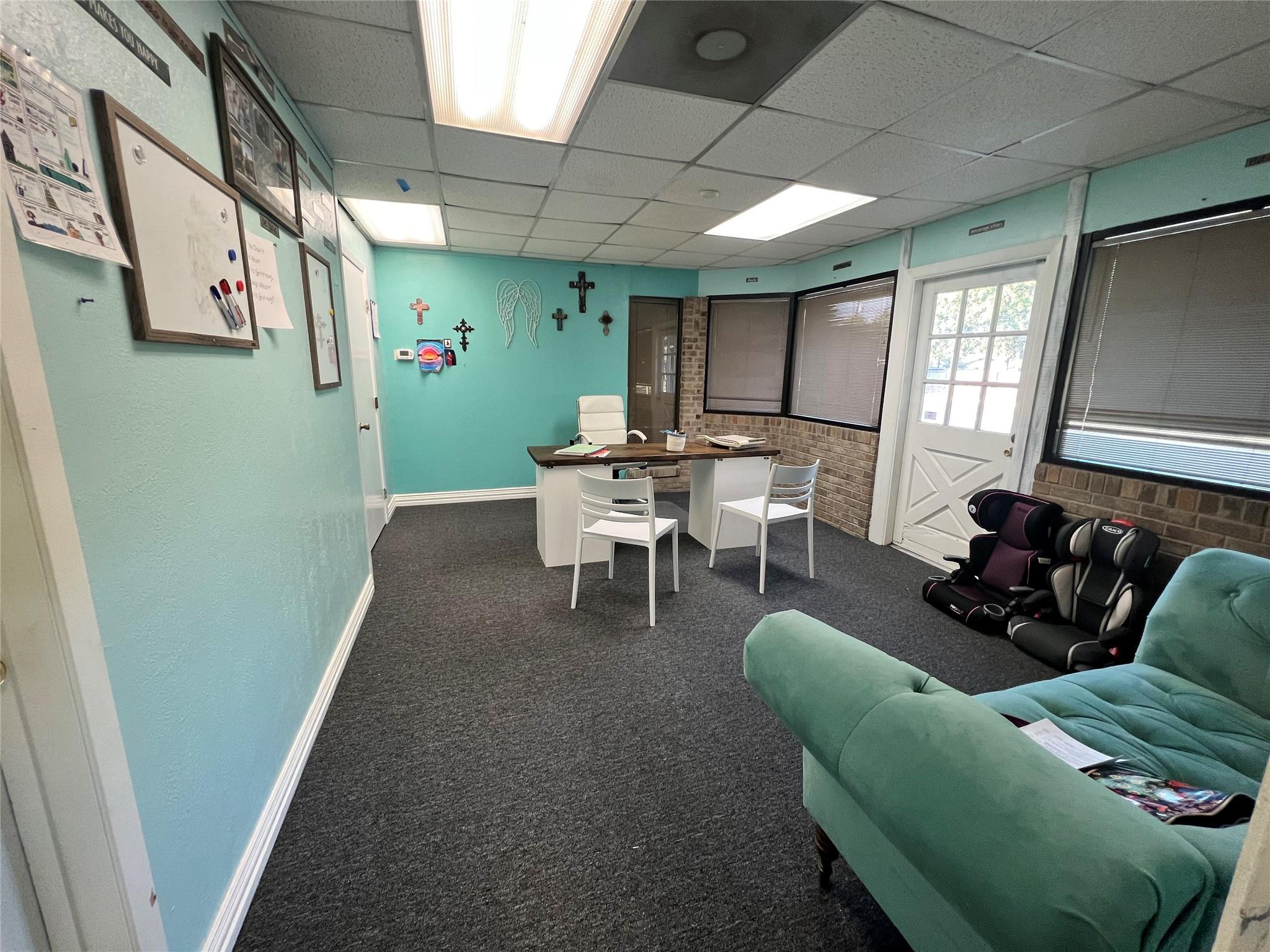 main property photo 10
