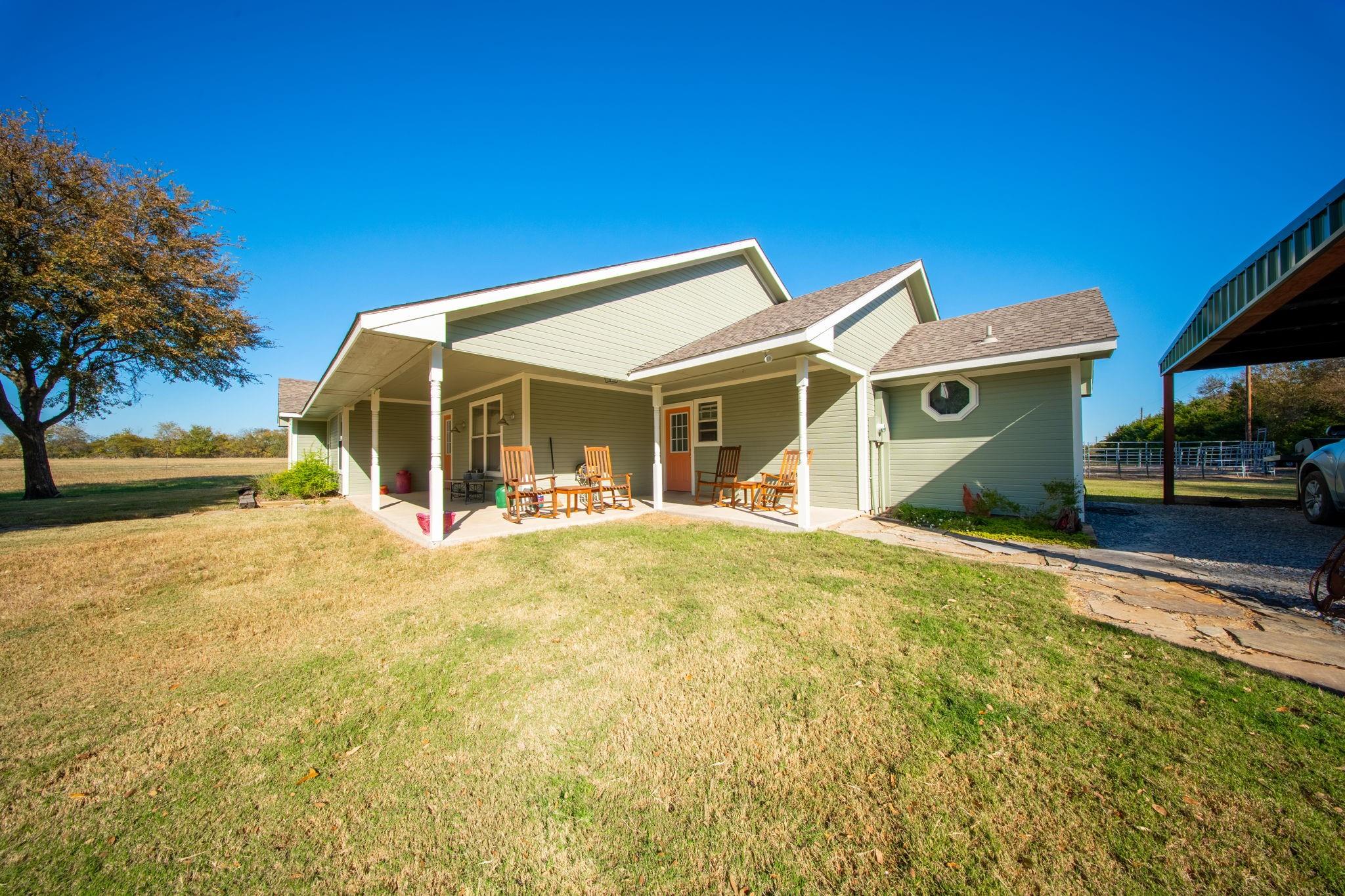 main property photo 5