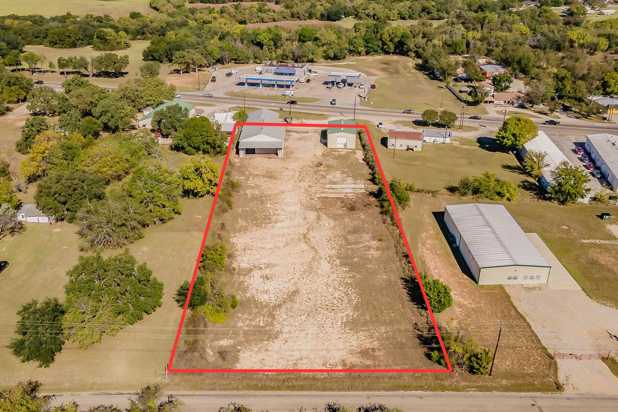 main property photo 19