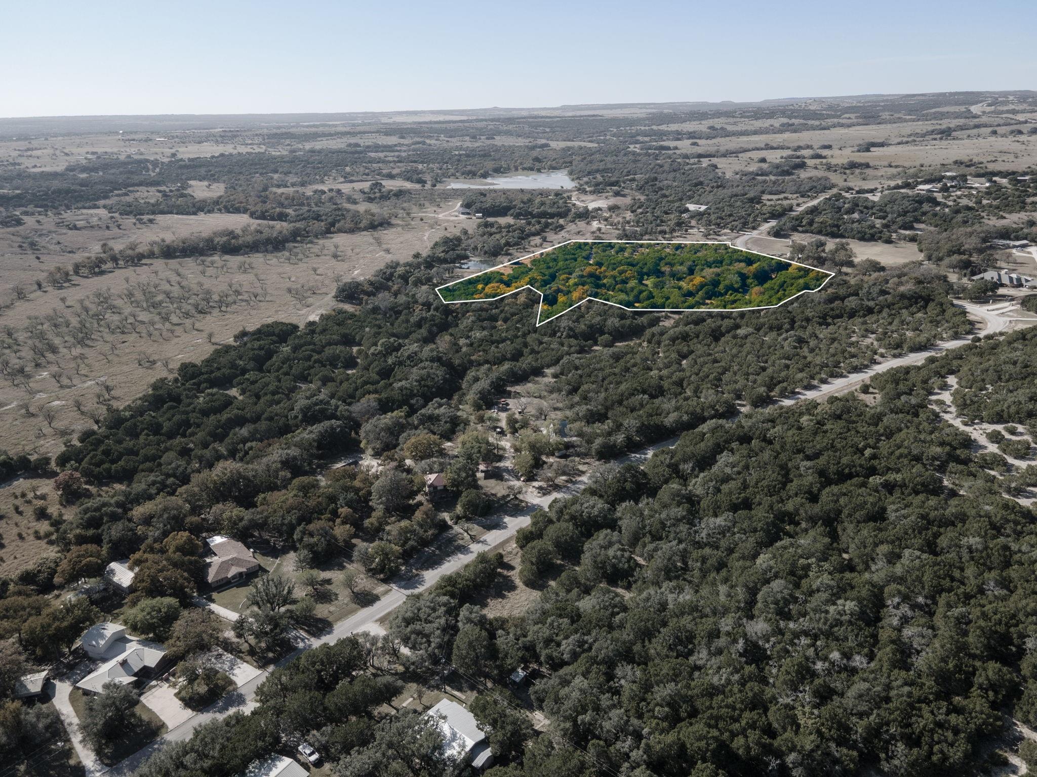 main property photo 17