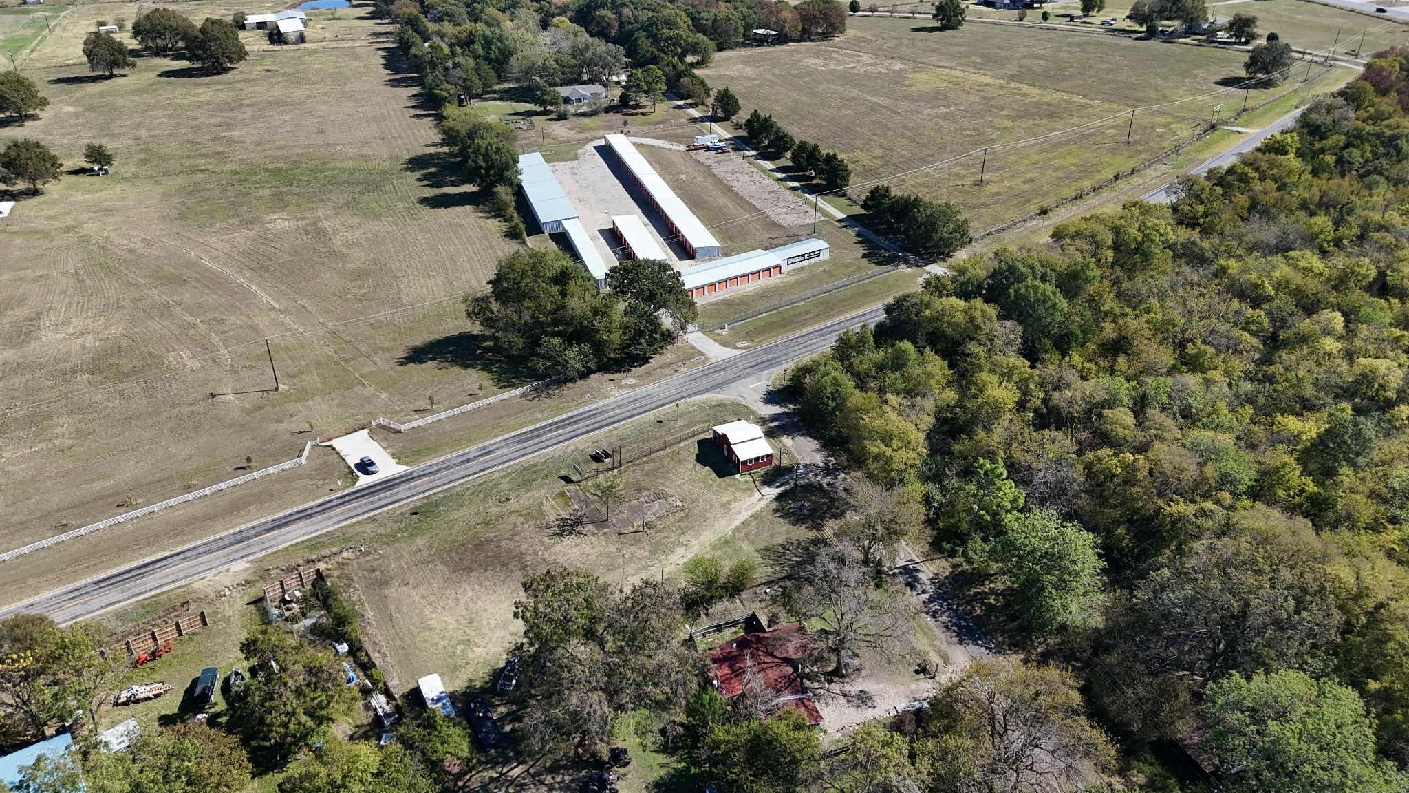 main property photo 6