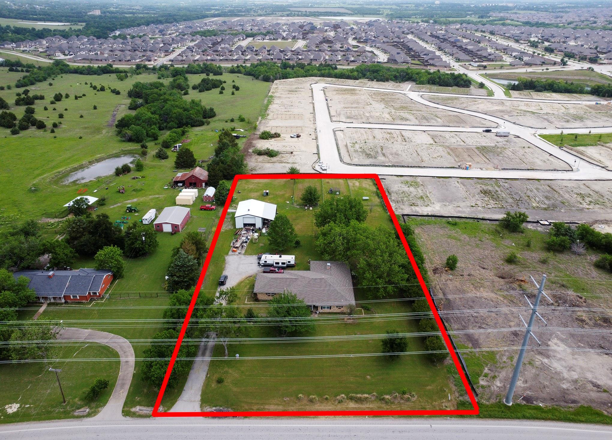 main property photo 25