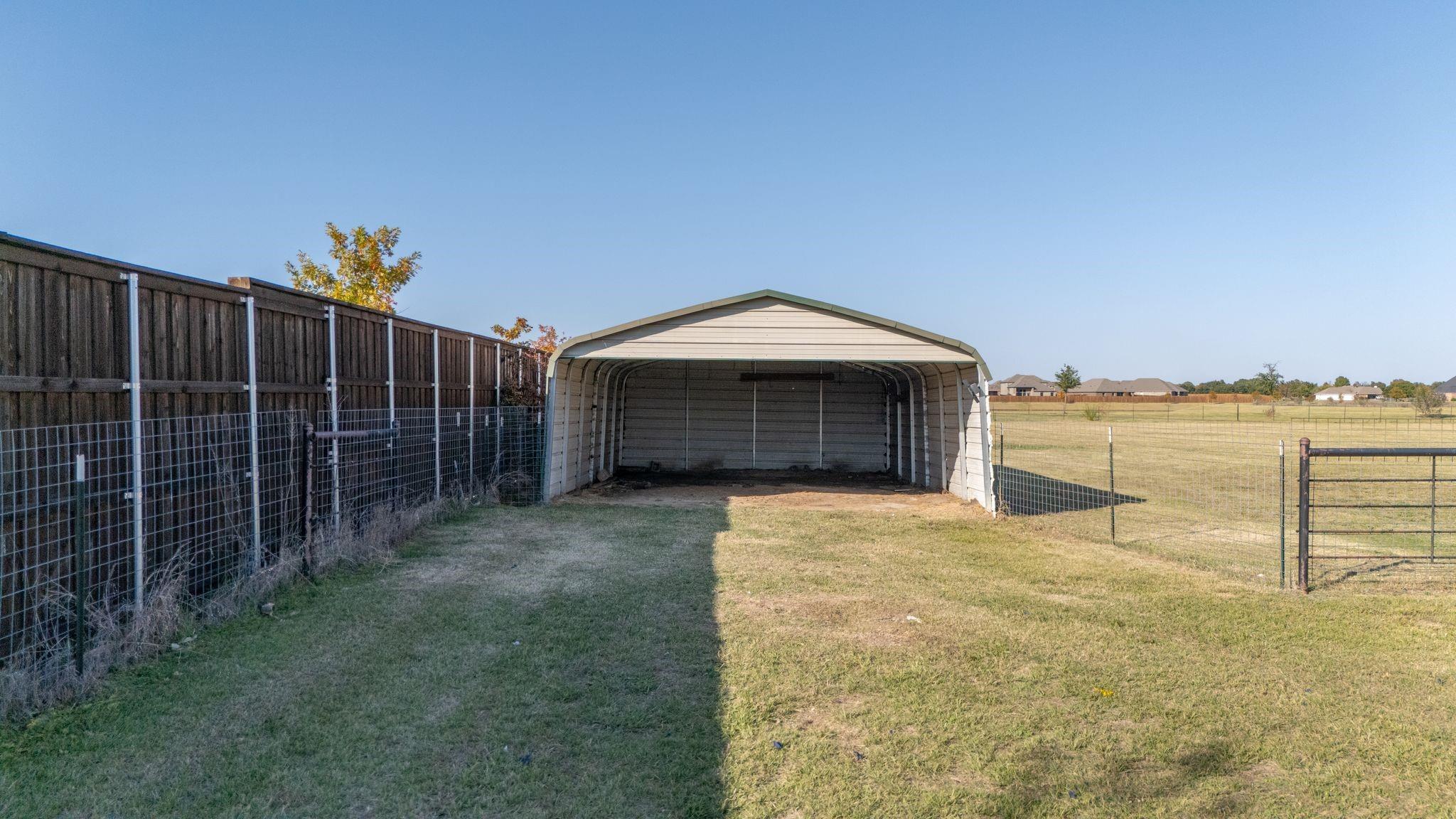 main property photo 37