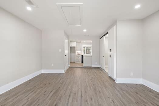 property viewer photo 17