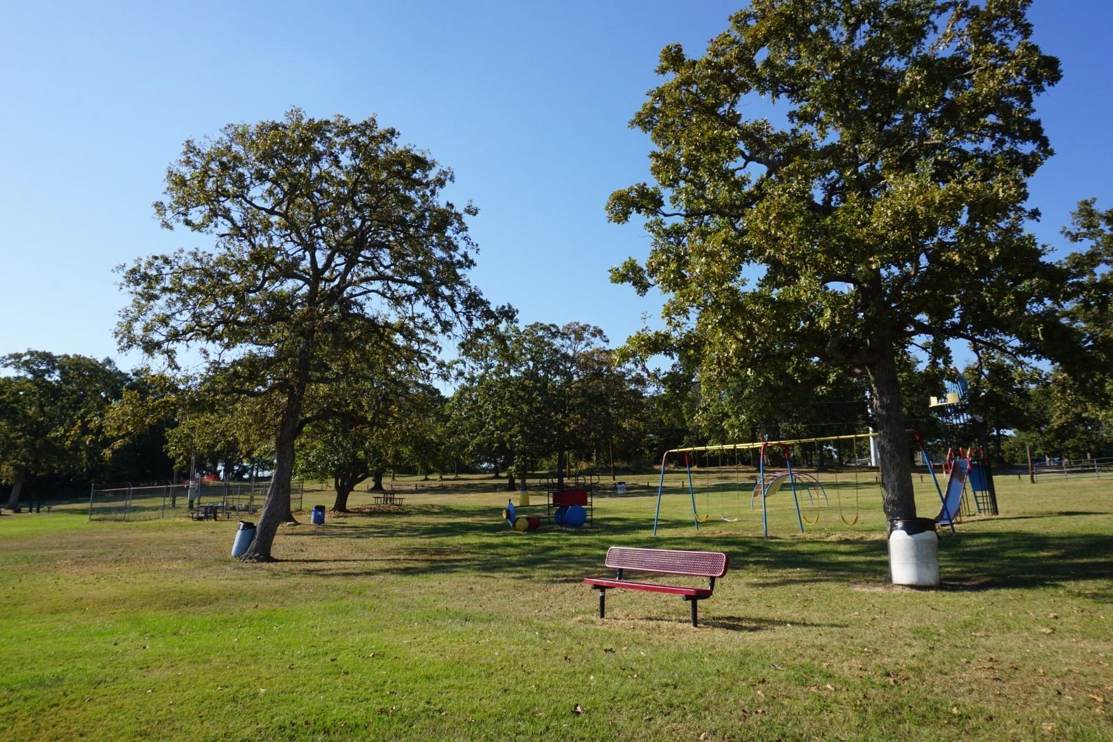 main property photo 18