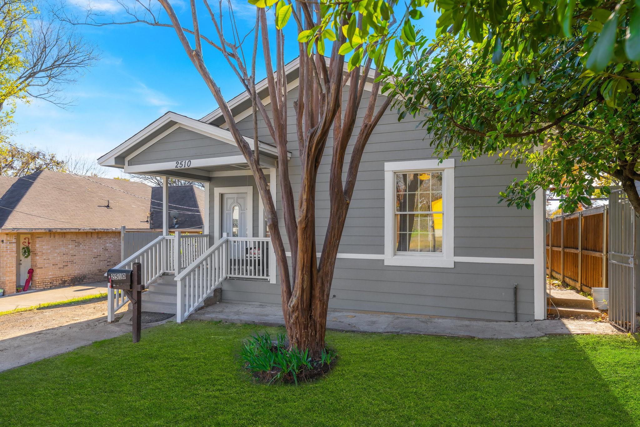 main property photo 3
