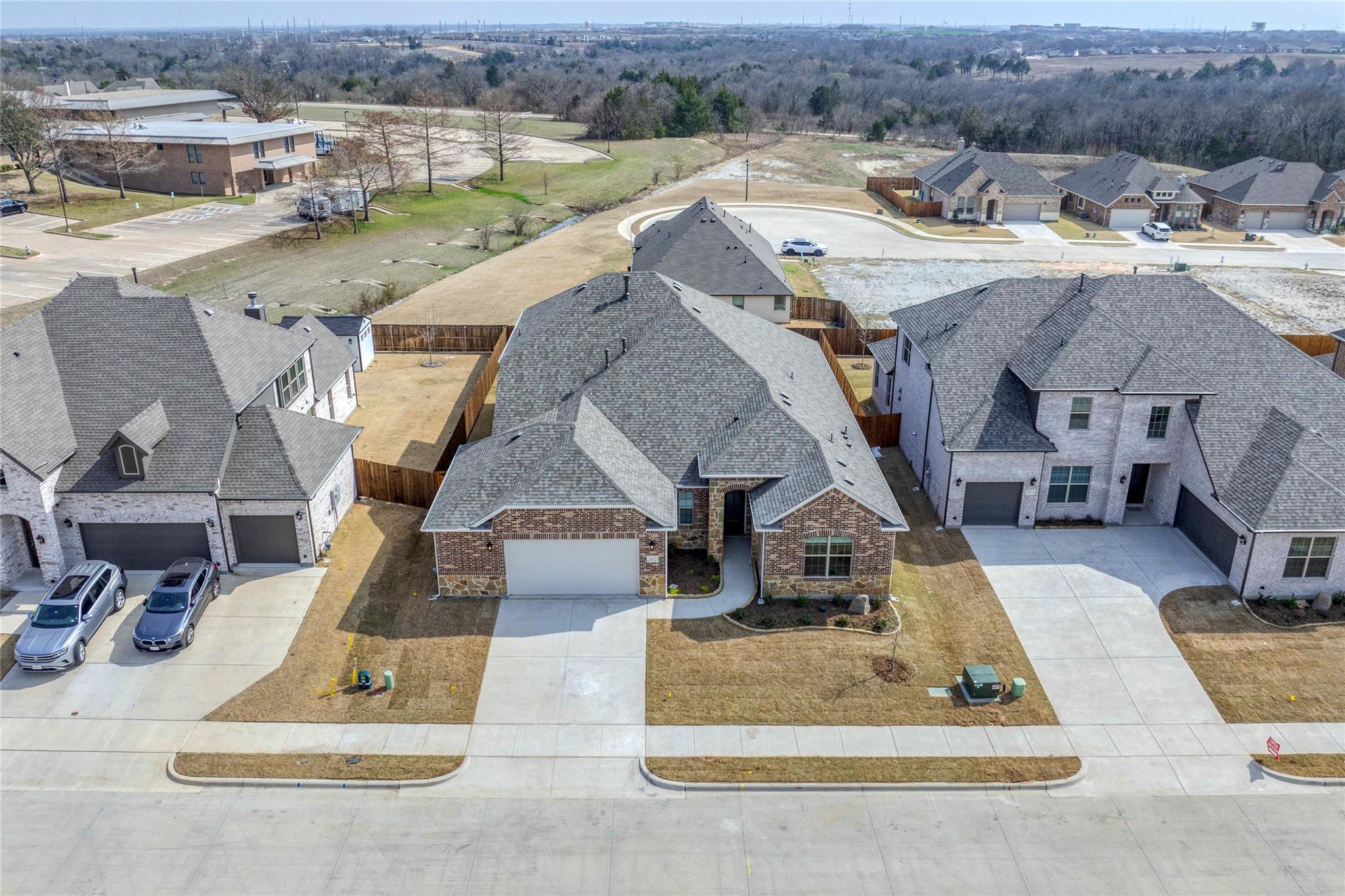 main property photo 18