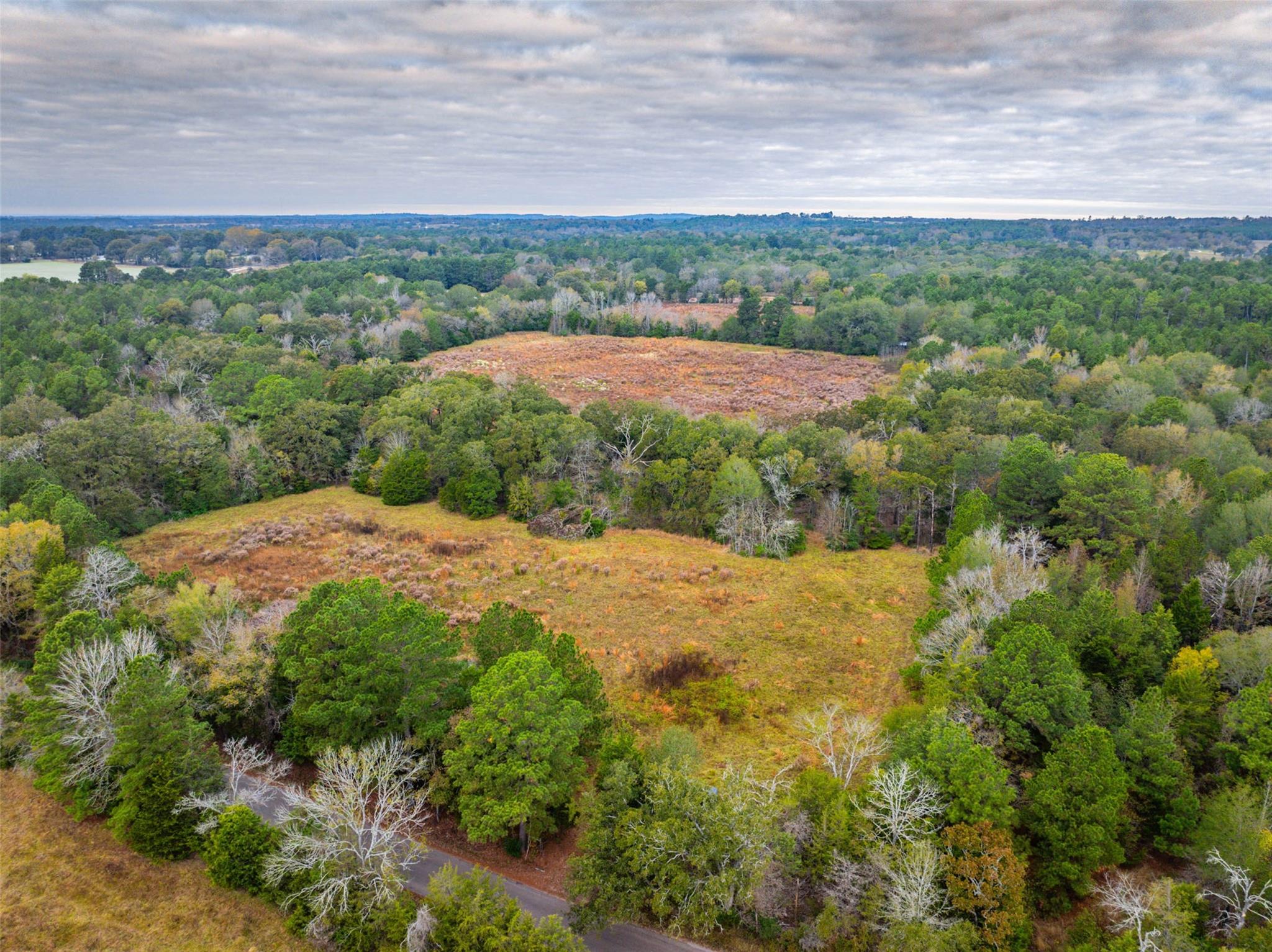 main property photo 20