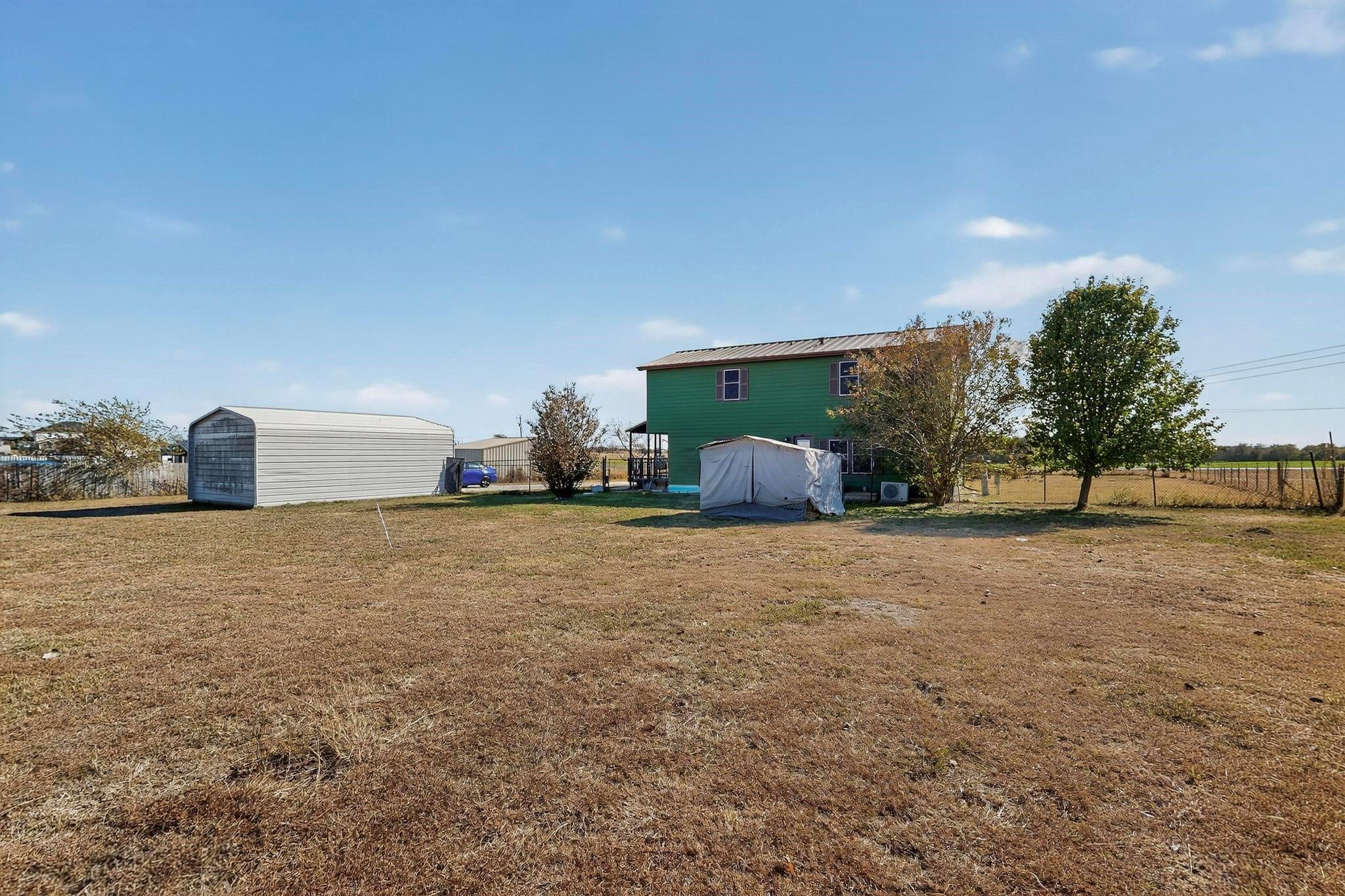 main property photo 33
