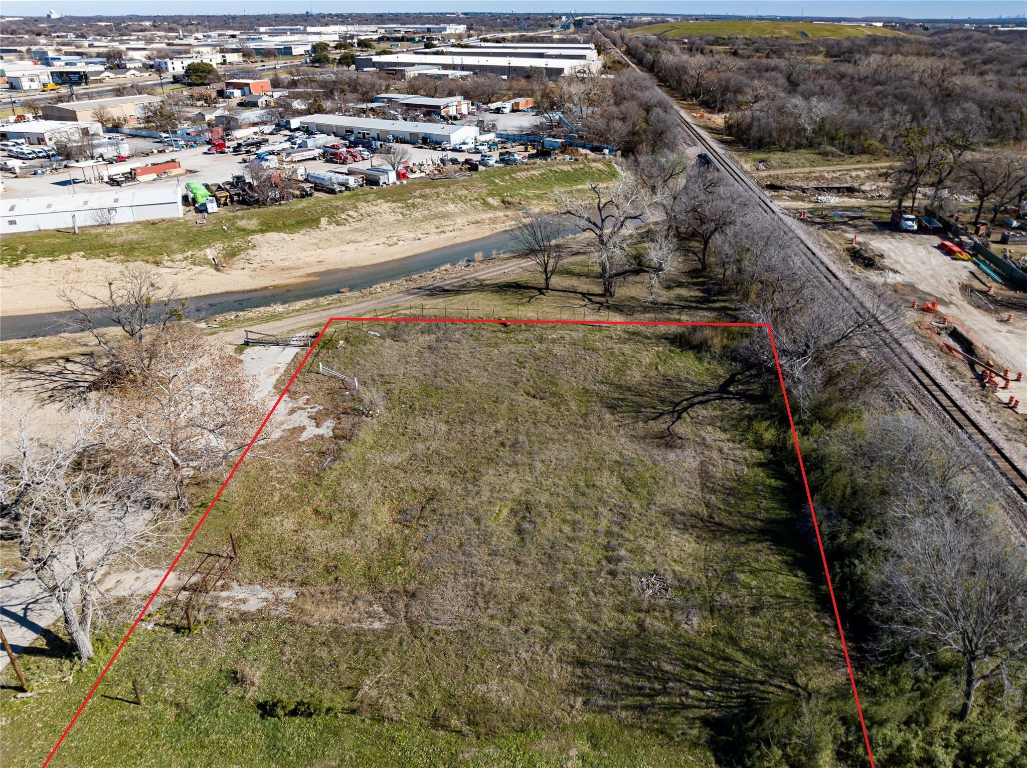 main property photo 14