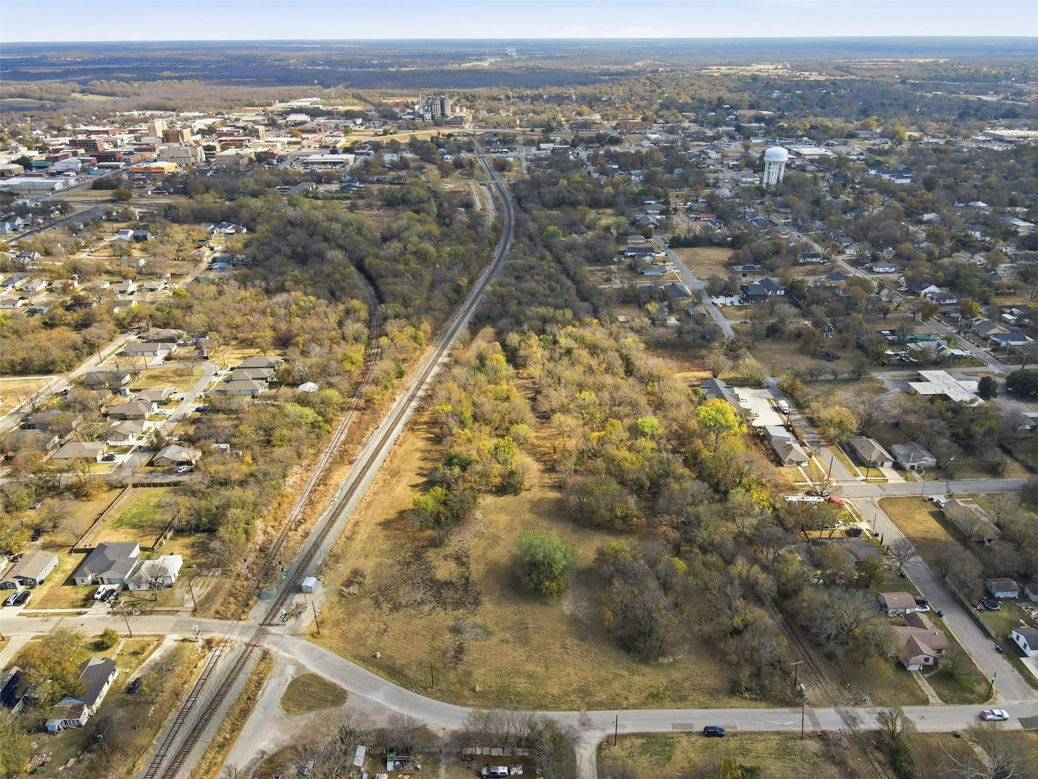 main property photo 8