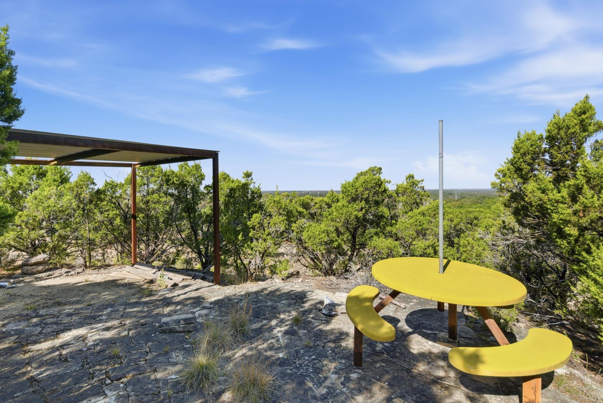 main property photo 18