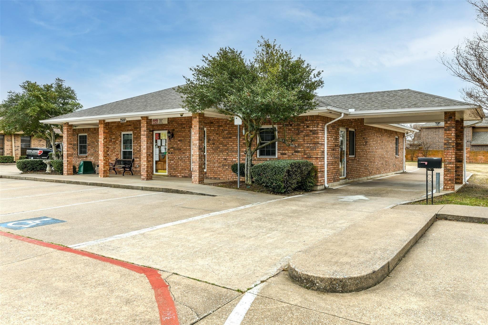 main property photo 6