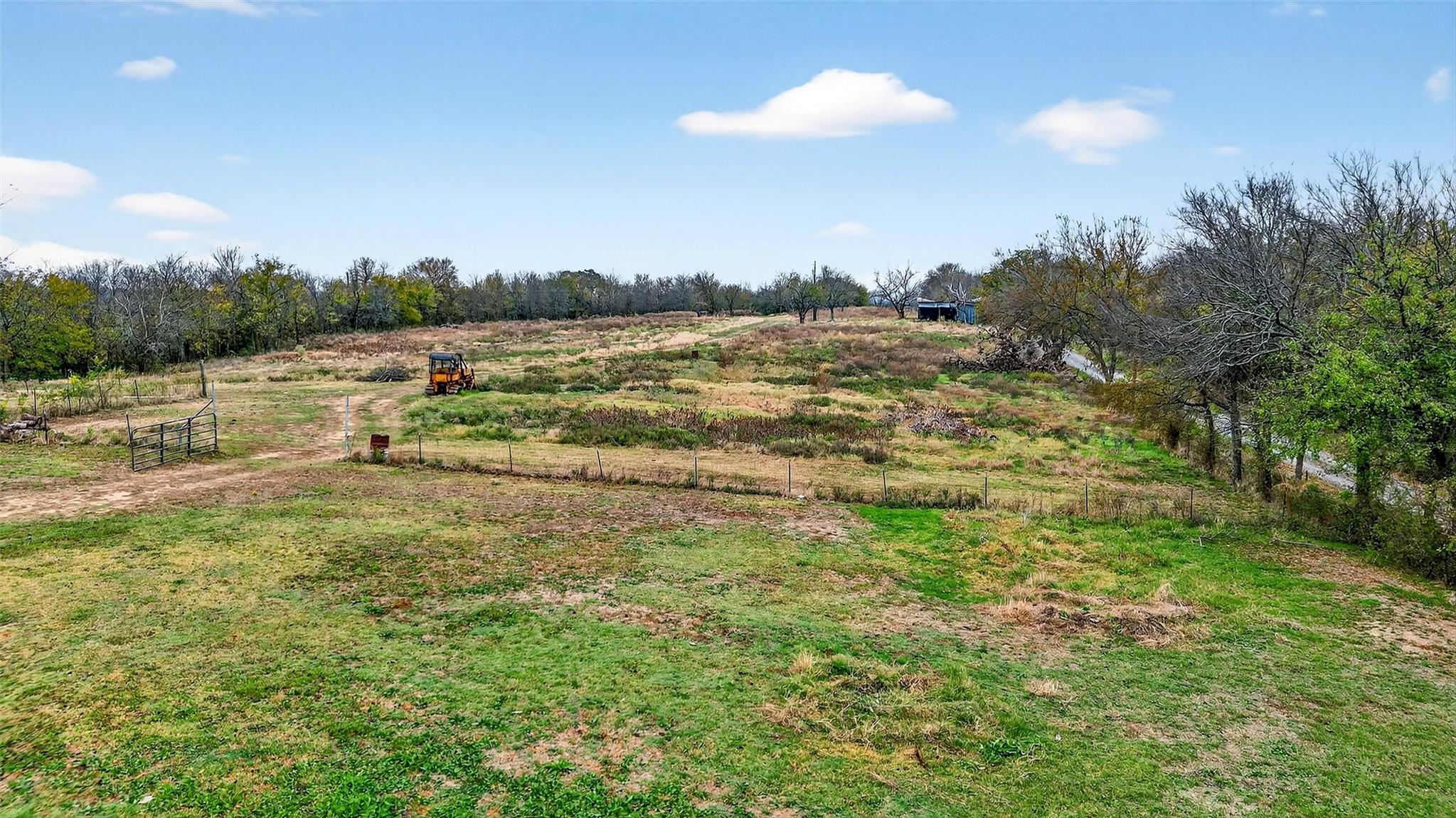 main property photo 8