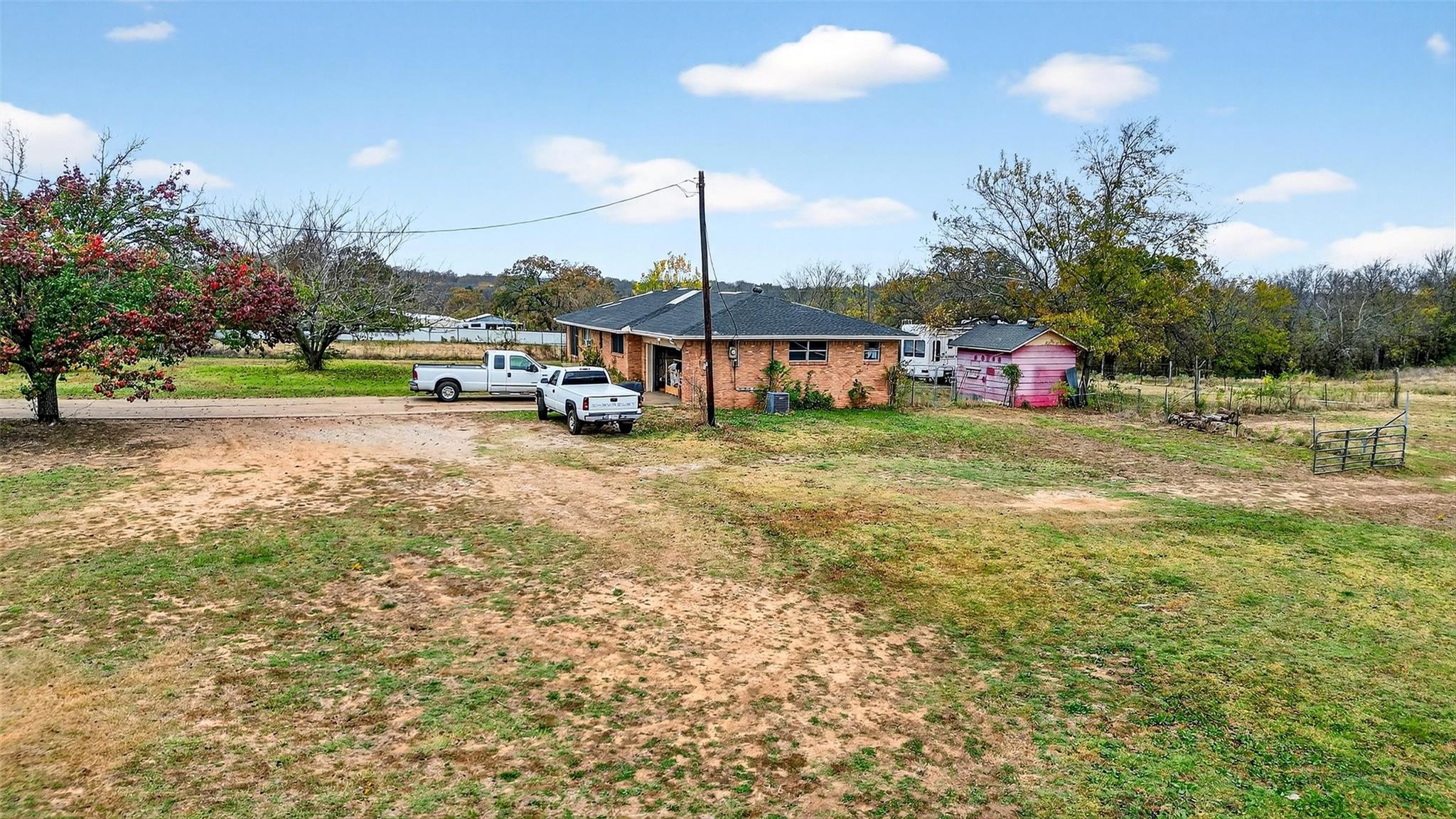 main property photo 9