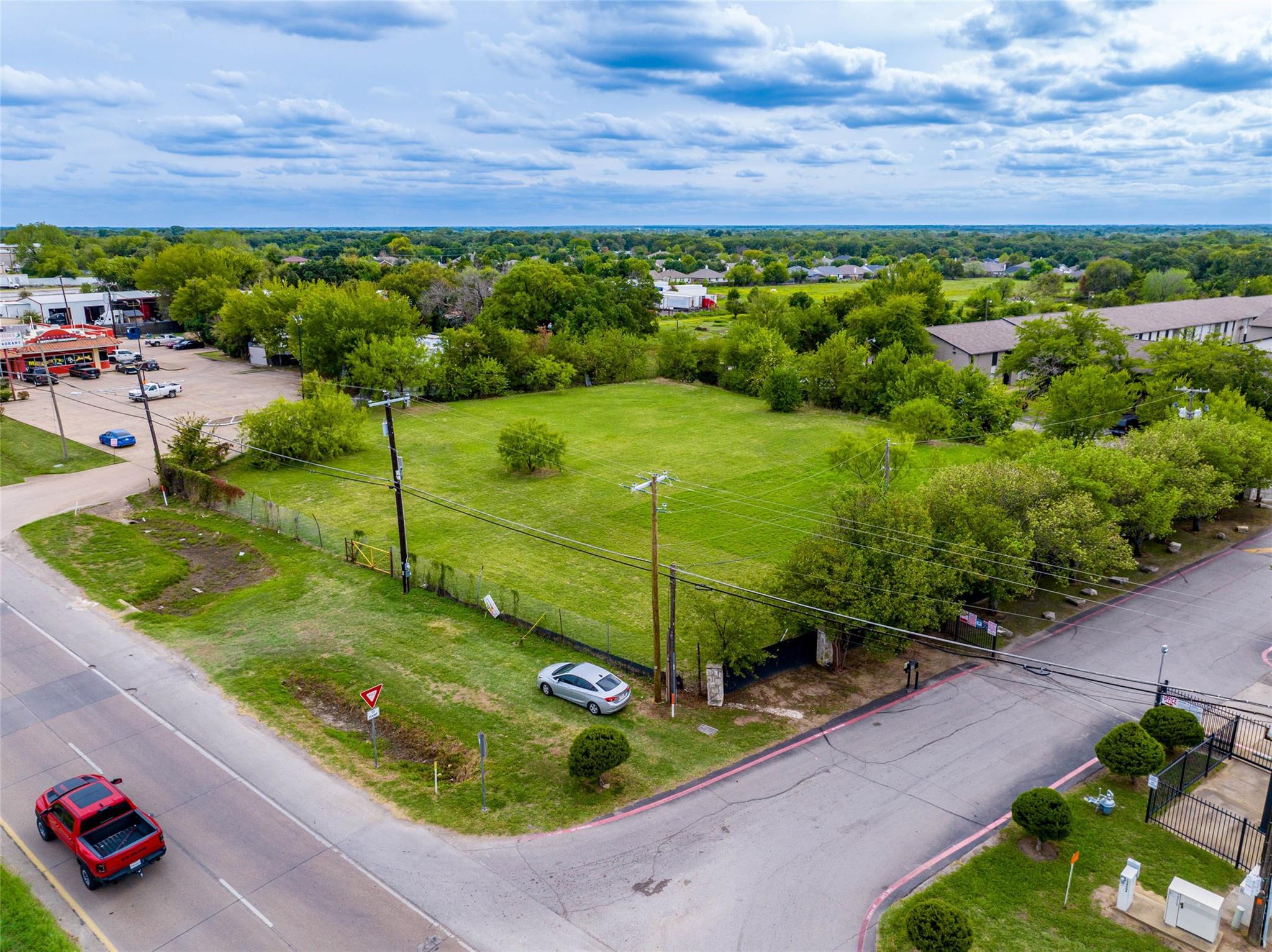main property photo 8