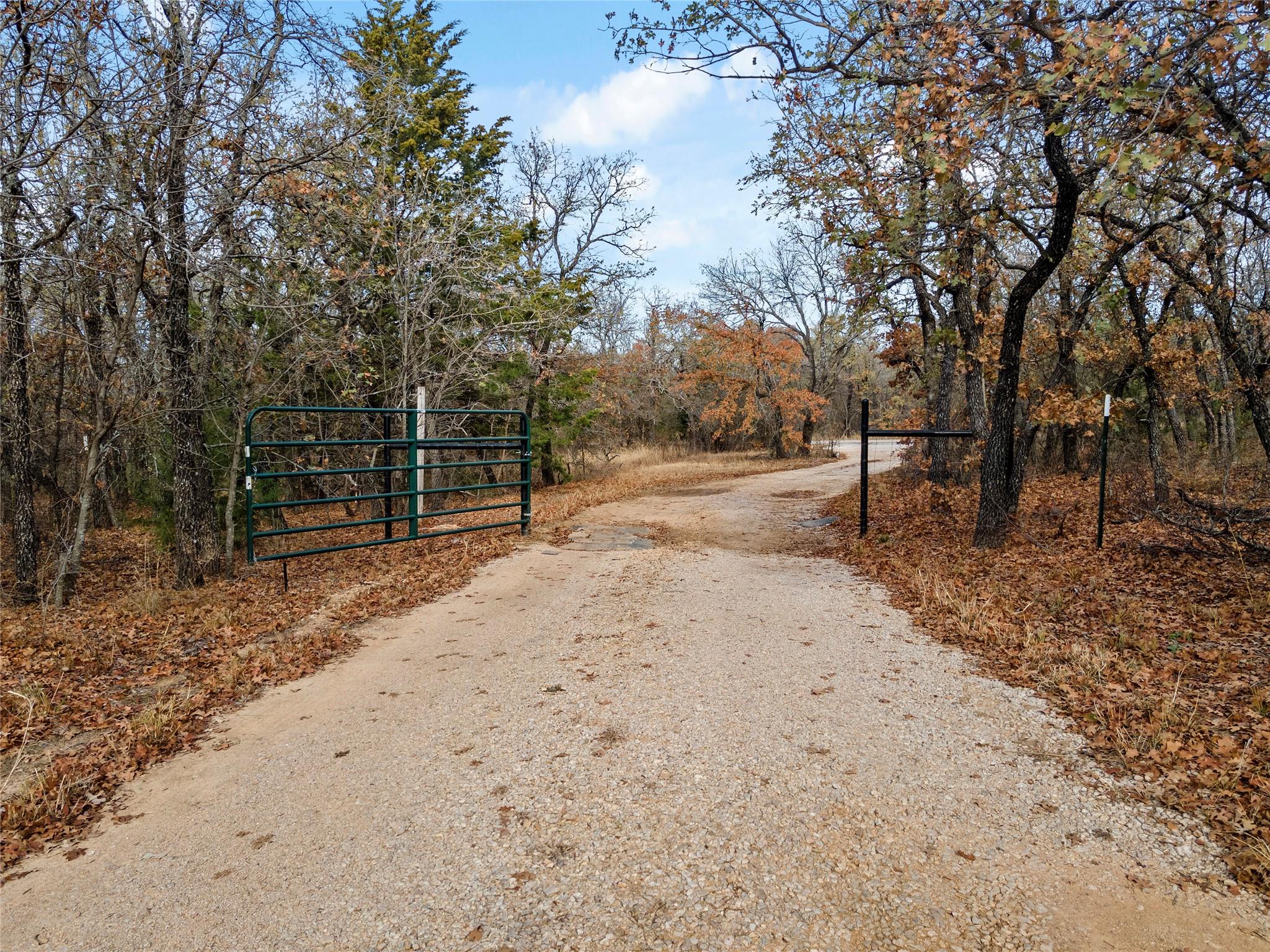 main property photo 33