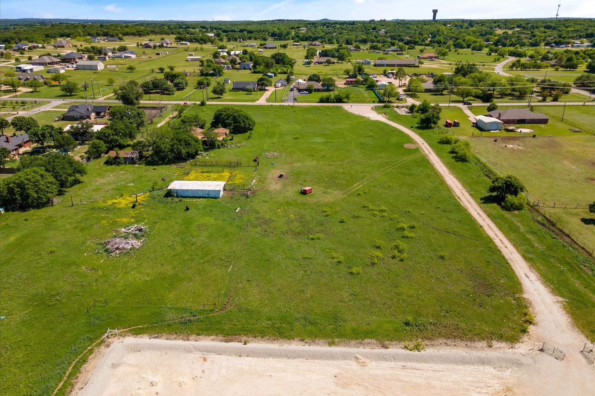 main property photo 23