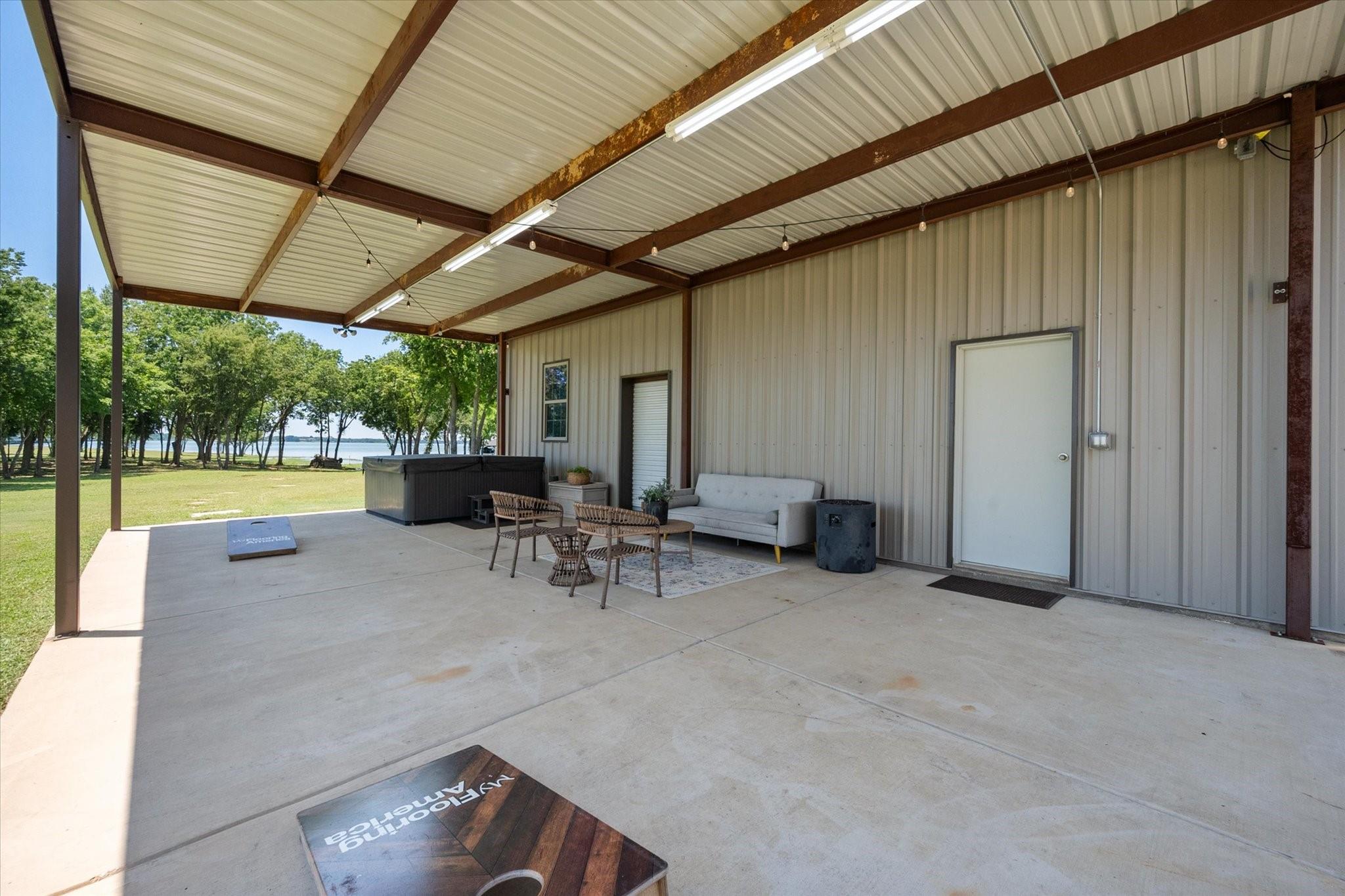main property photo 34