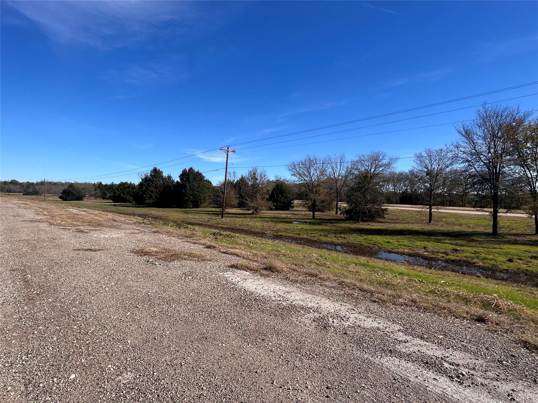 main property photo 9