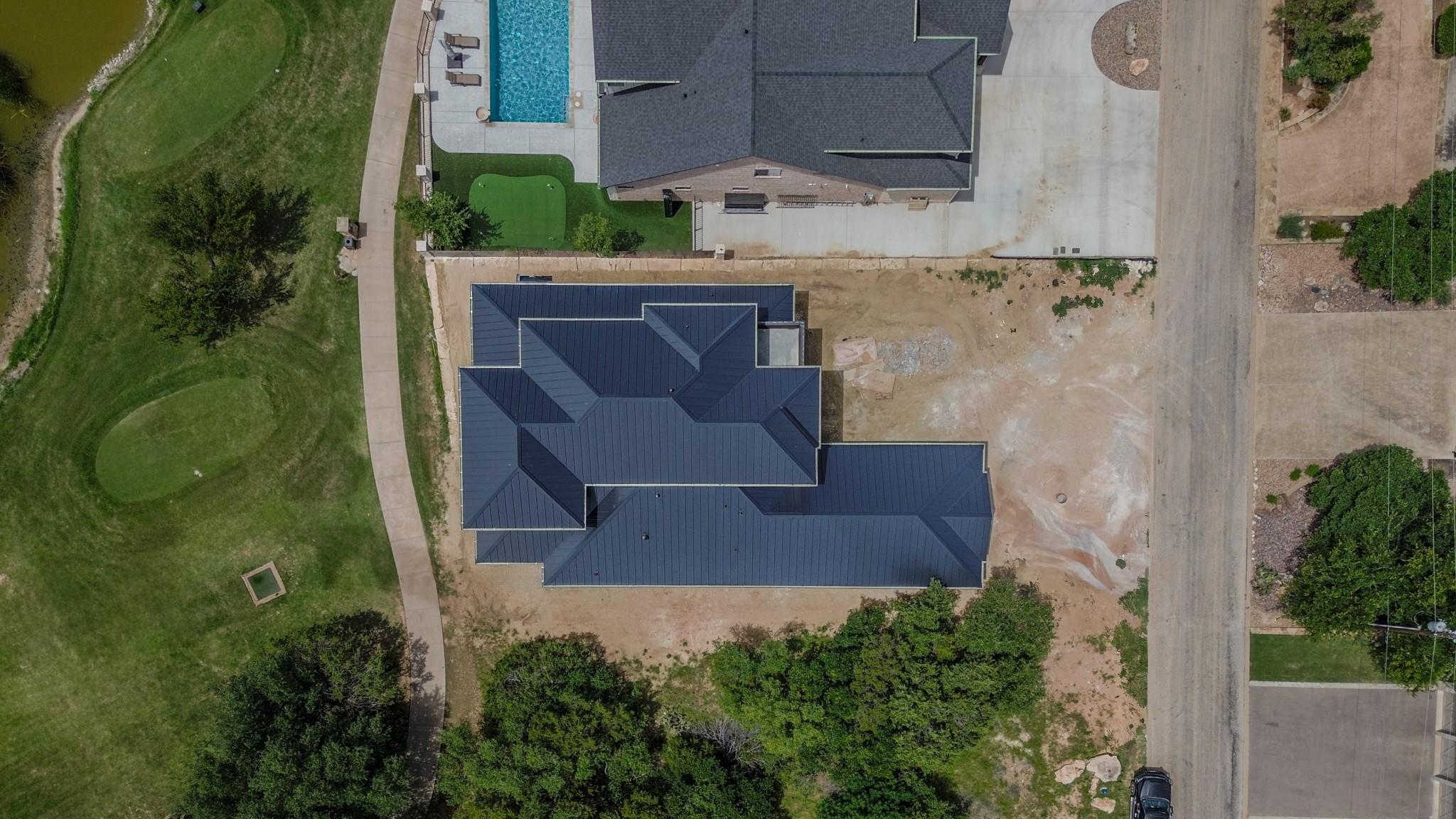 main property photo 22