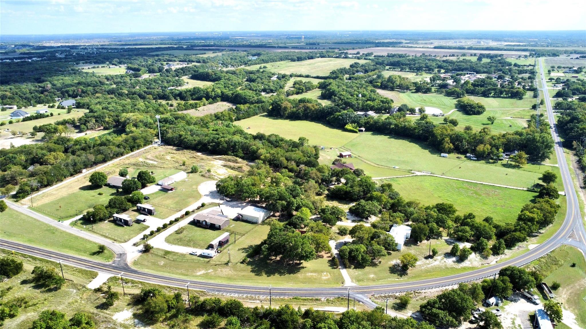 main property photo 29