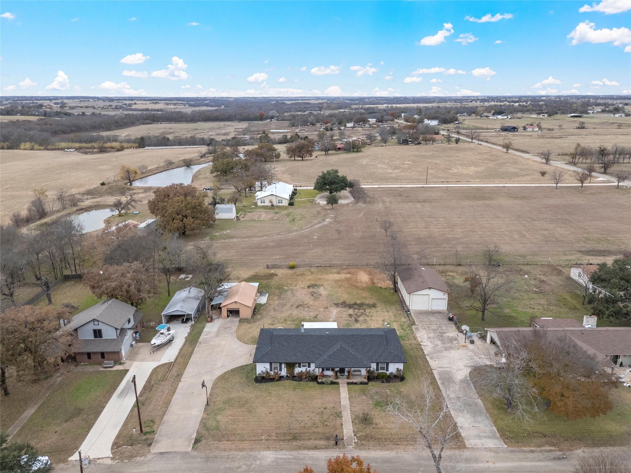 main property photo 34