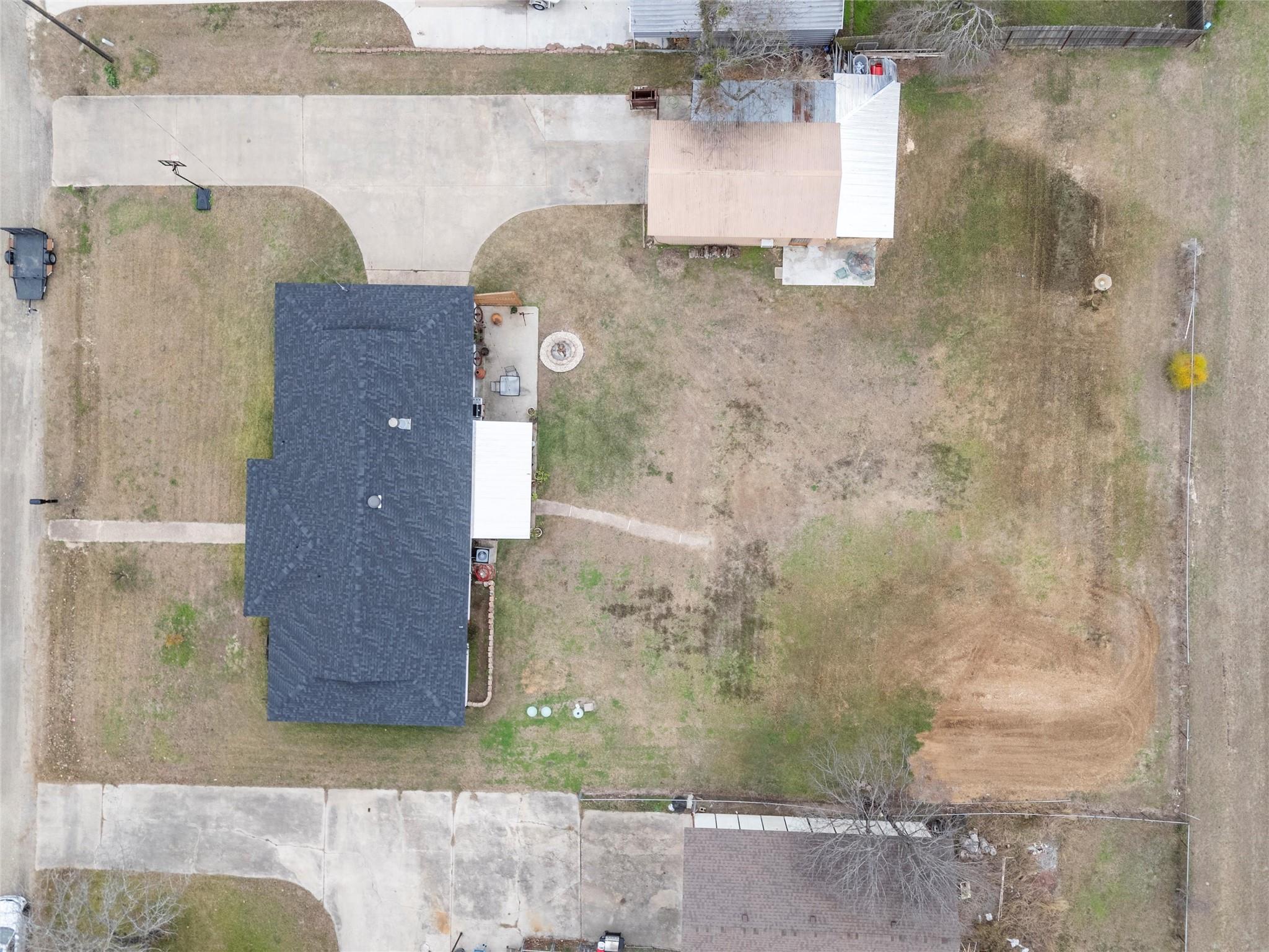 main property photo 36
