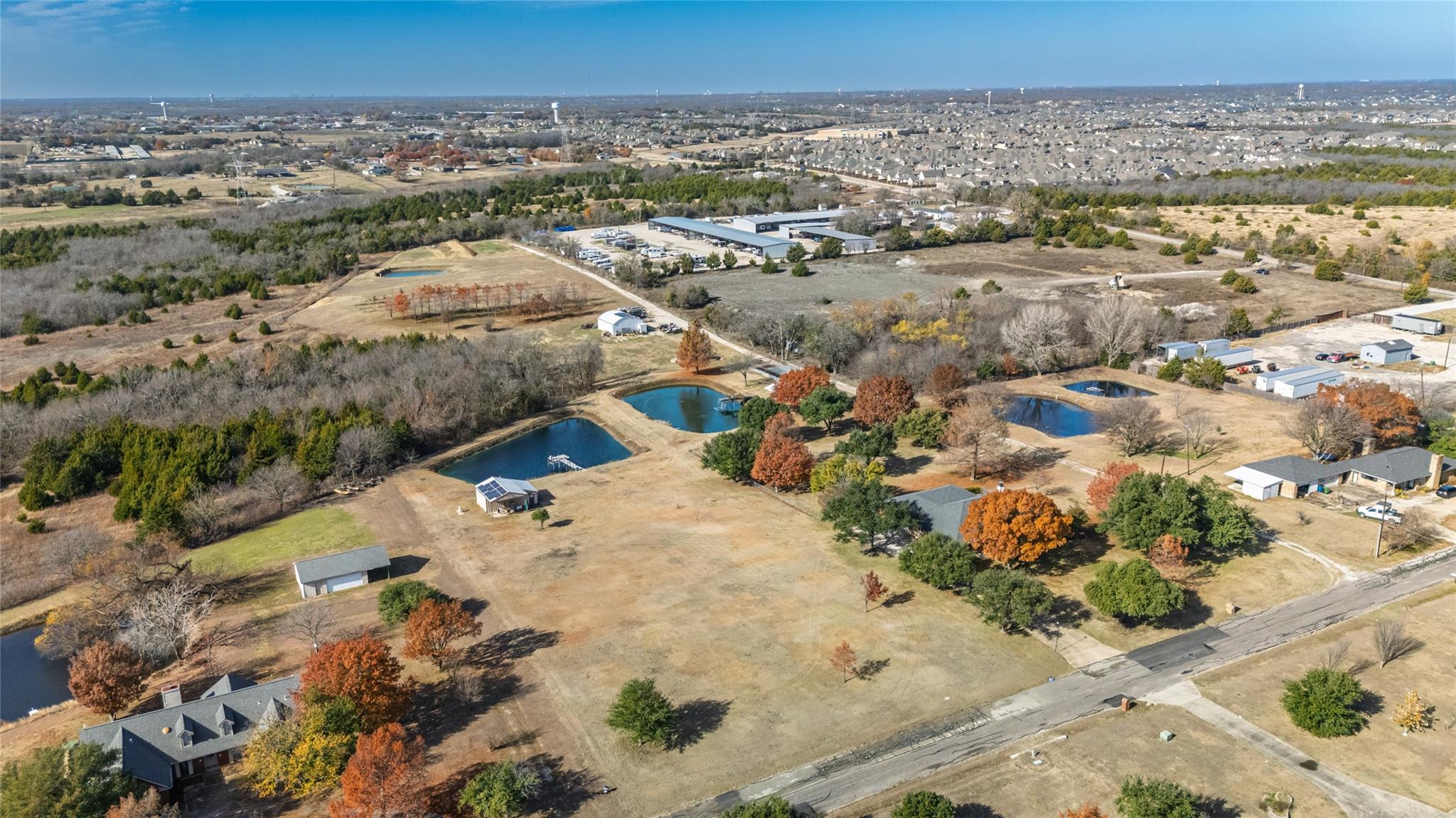 main property photo 28