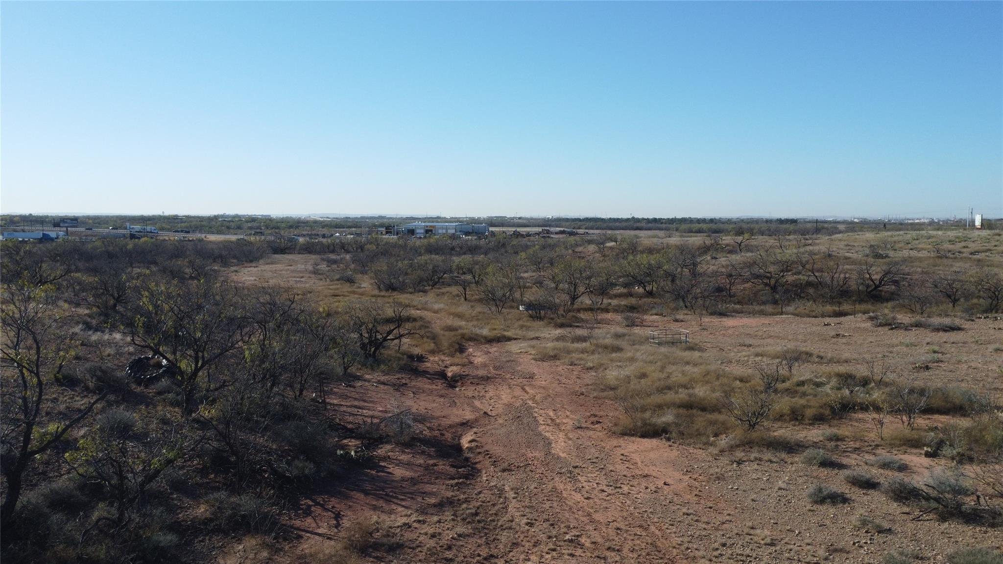 main property photo 34