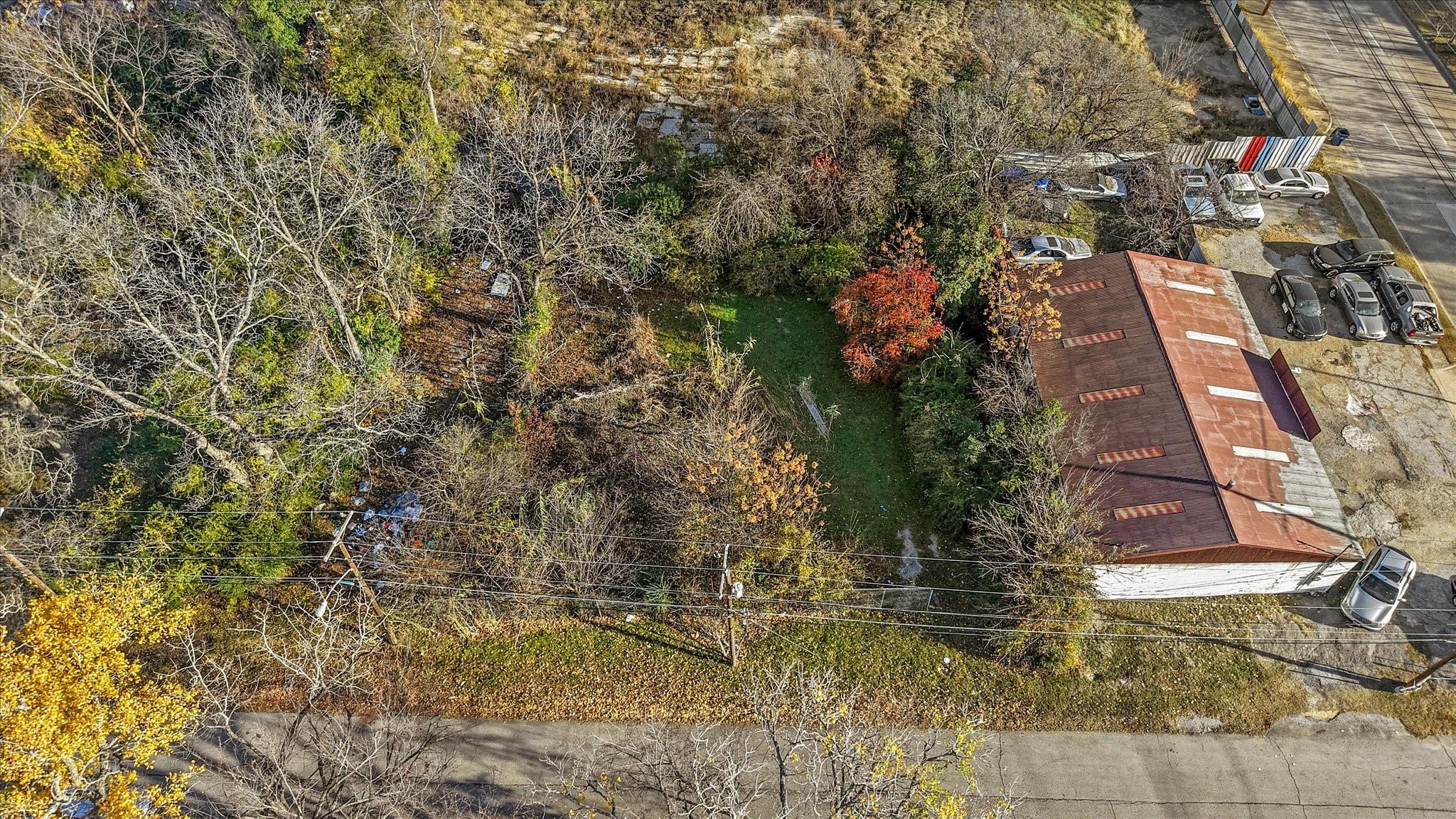 main property photo 9