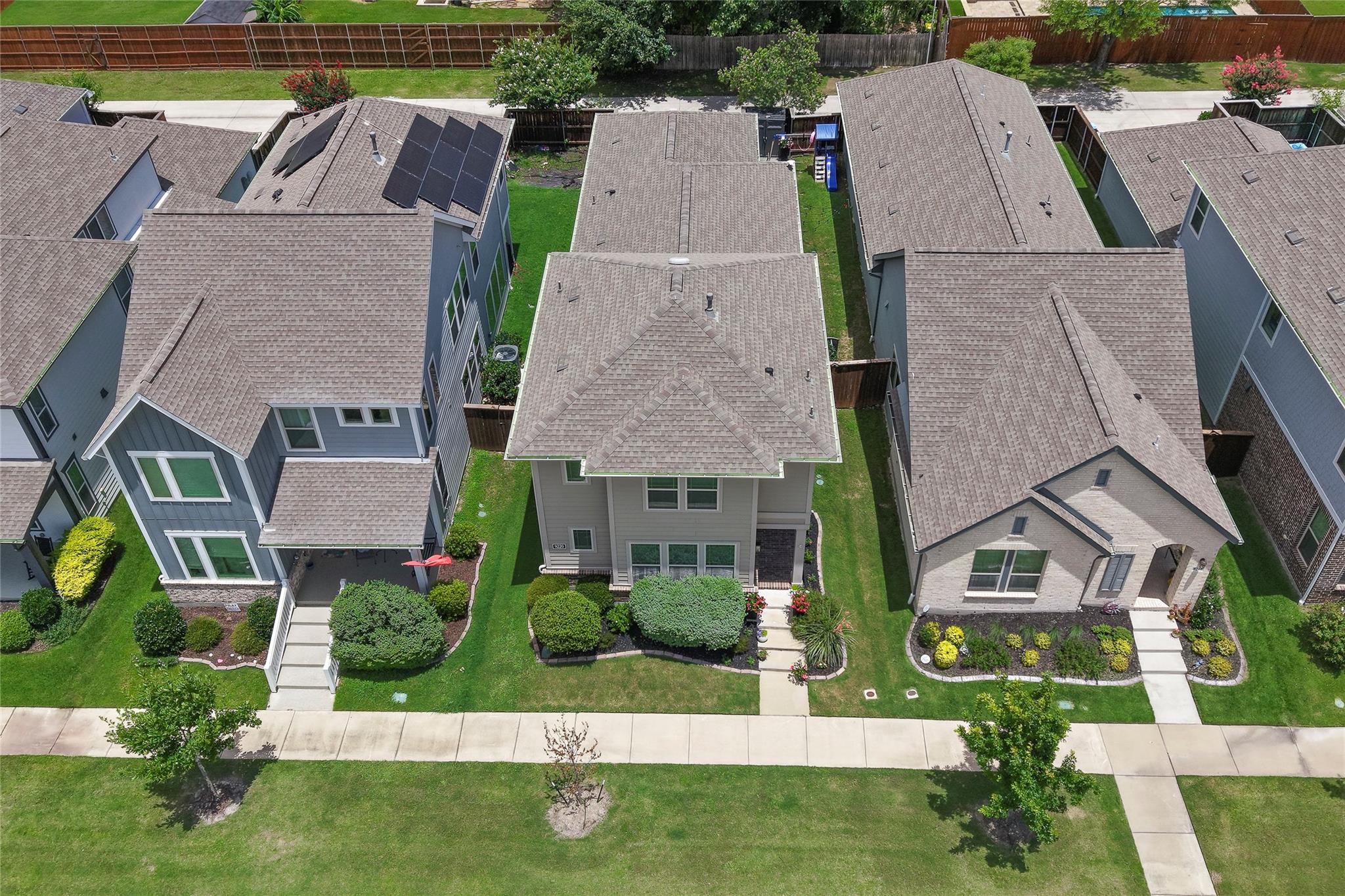 main property photo 22
