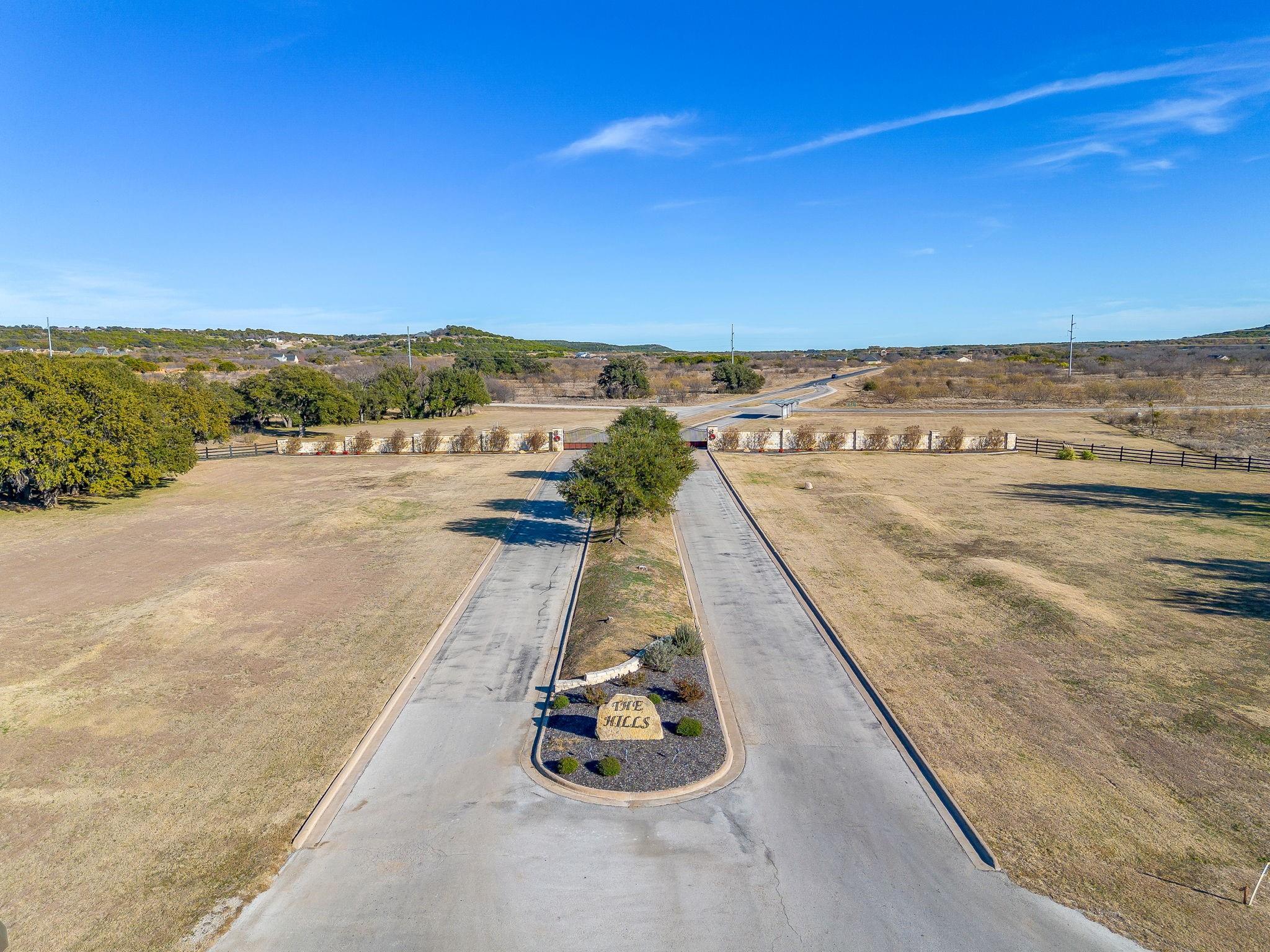 main property photo 15