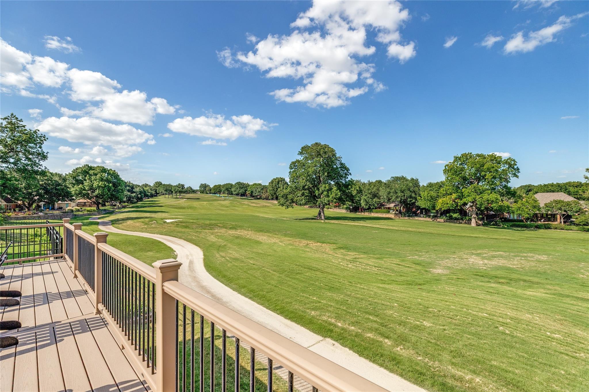main property photo 24