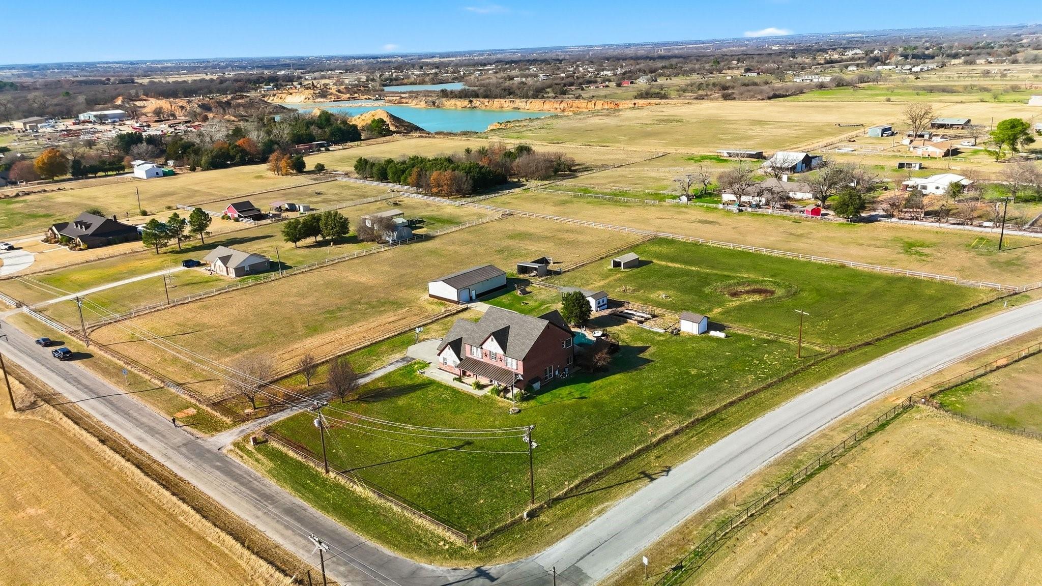 main property photo 36