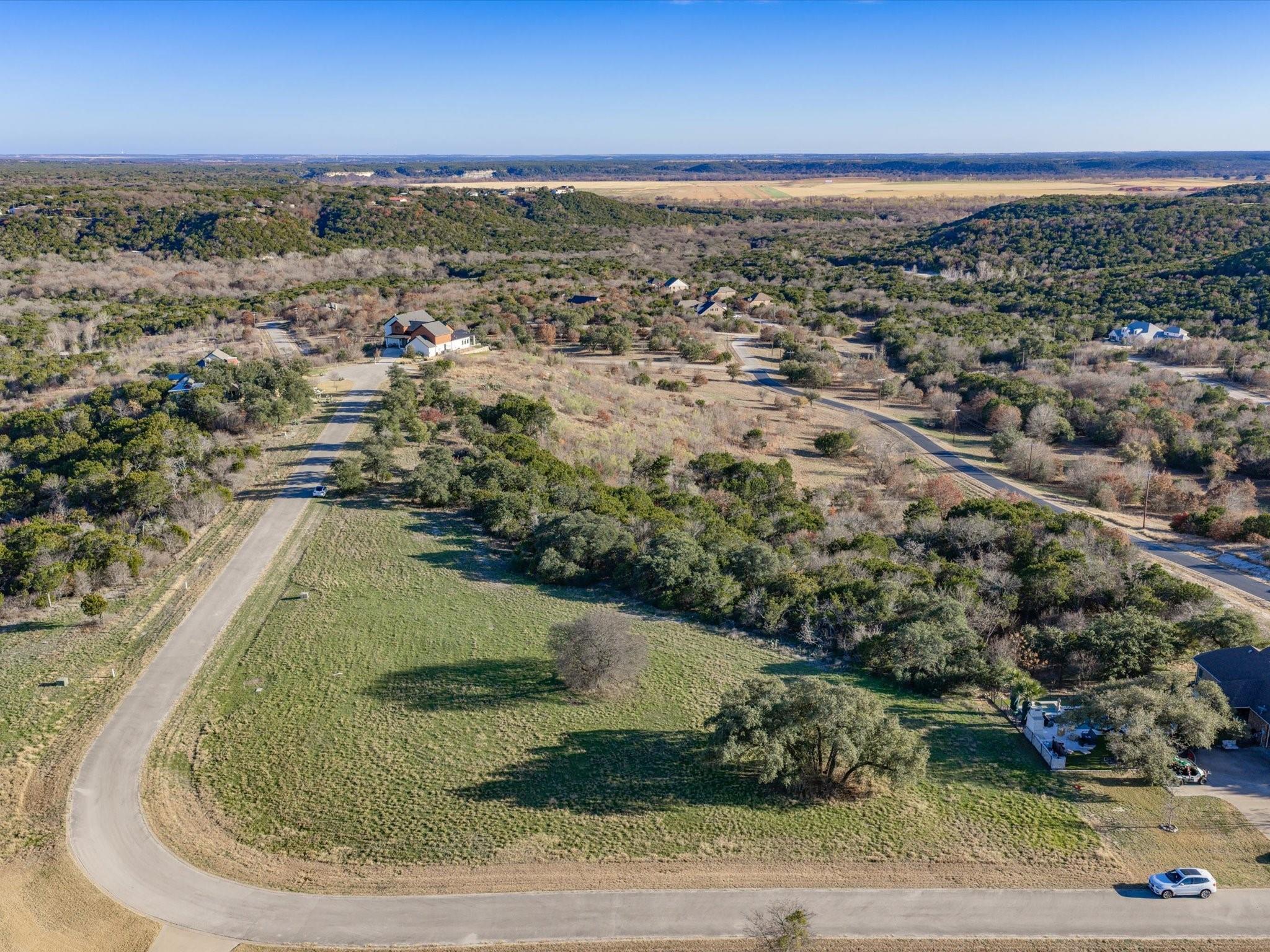 main property photo 12