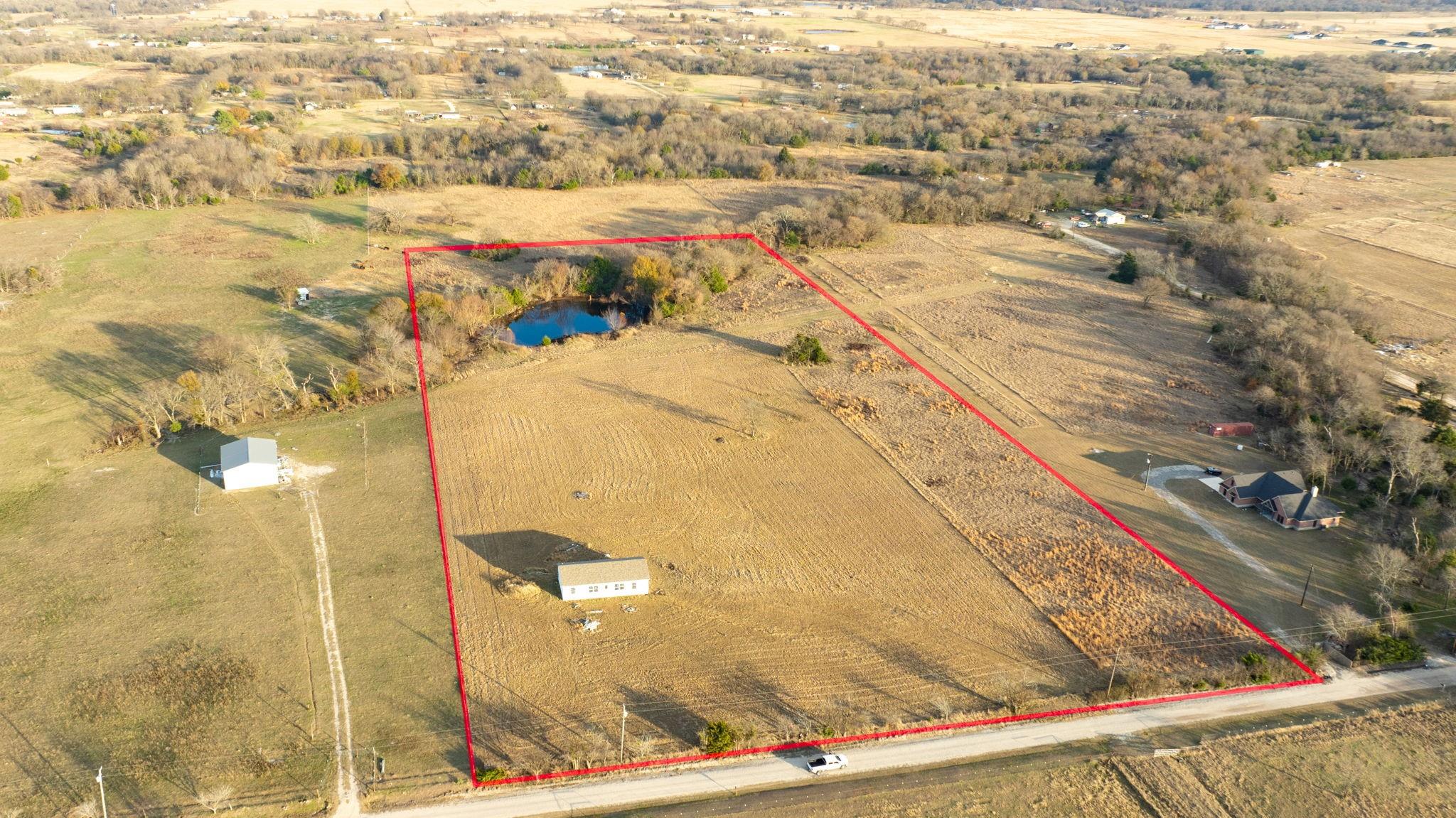 main property photo 5