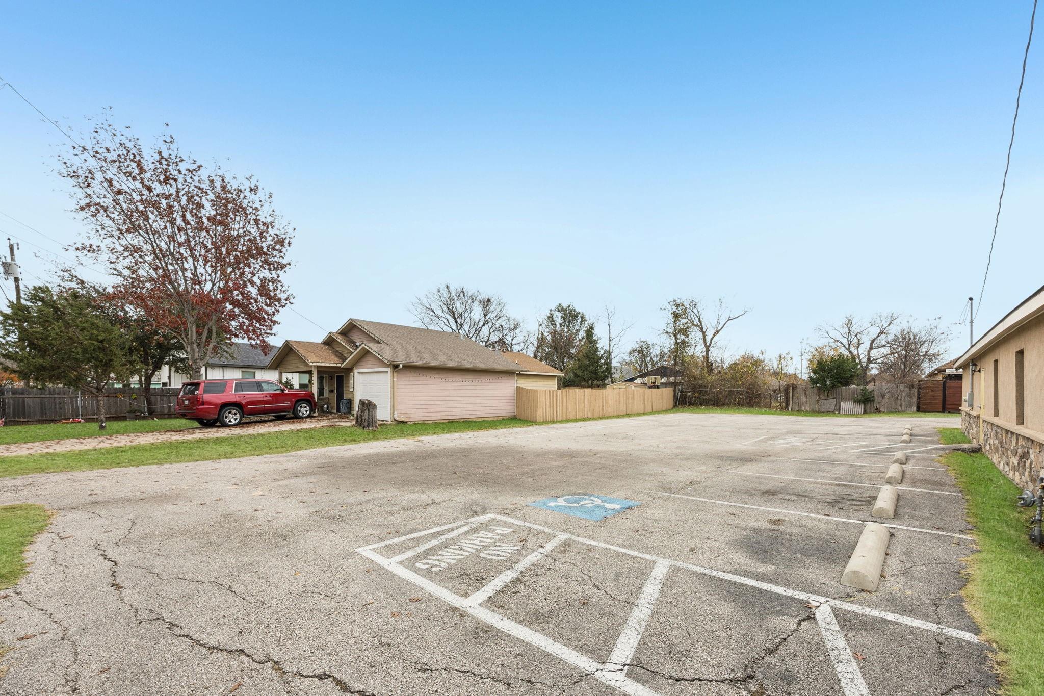 main property photo 3