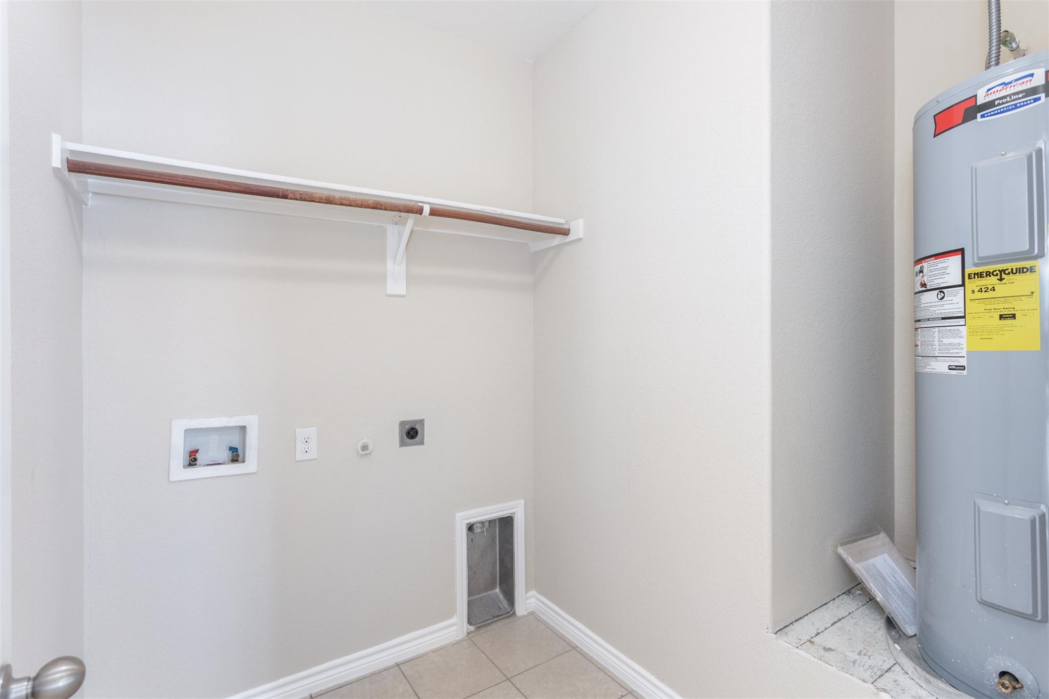 main property photo 13