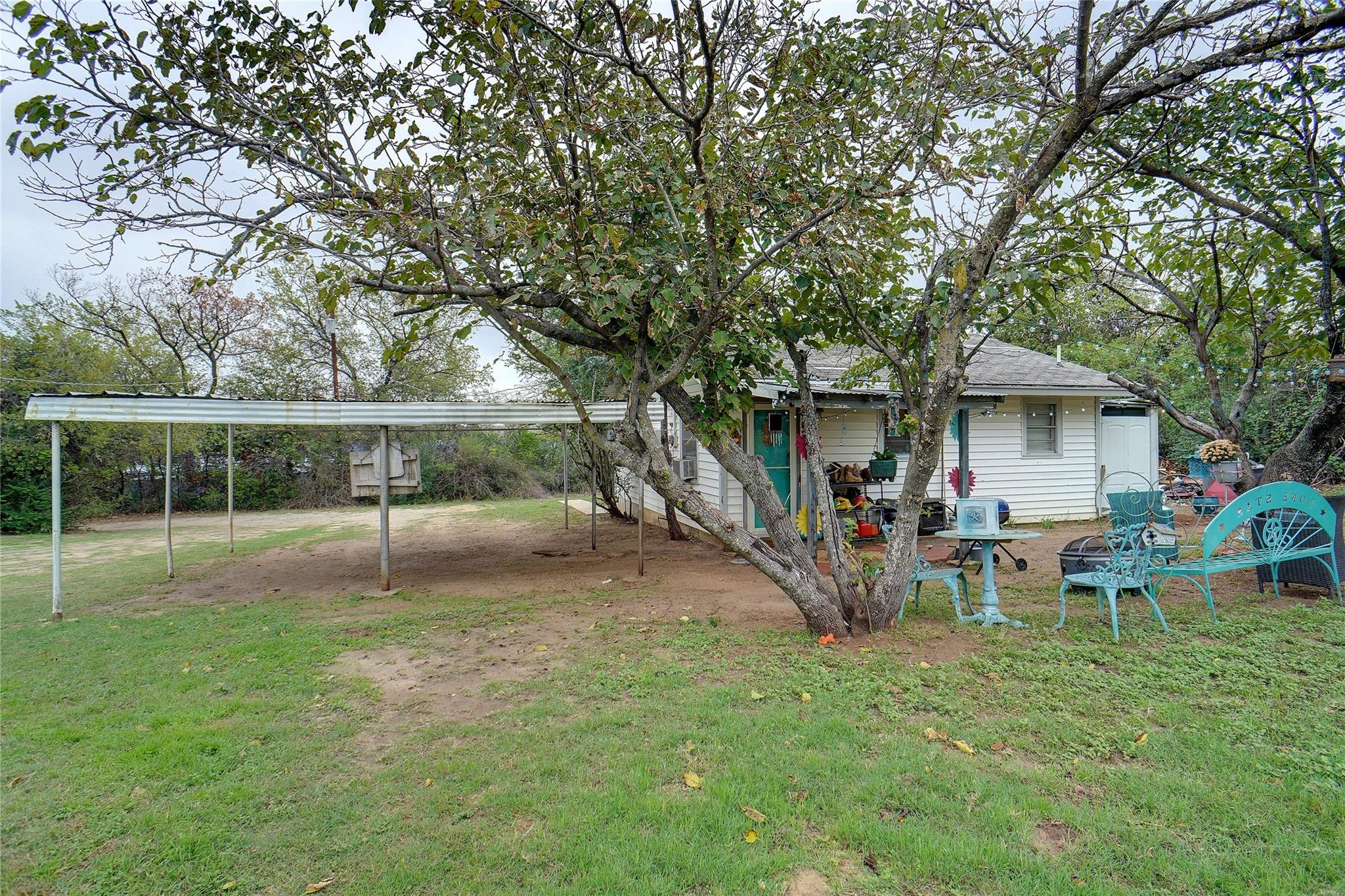 main property photo 9