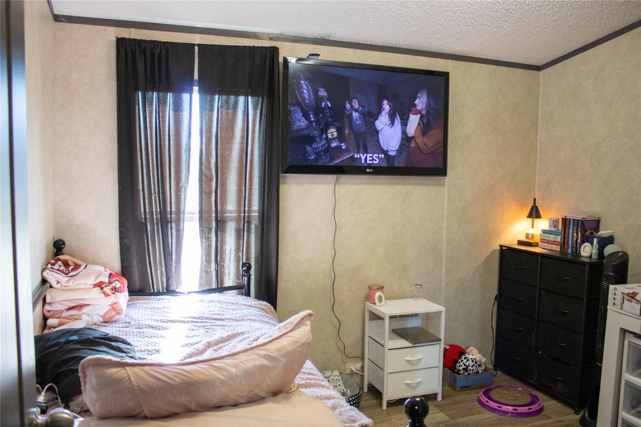 main property photo 15