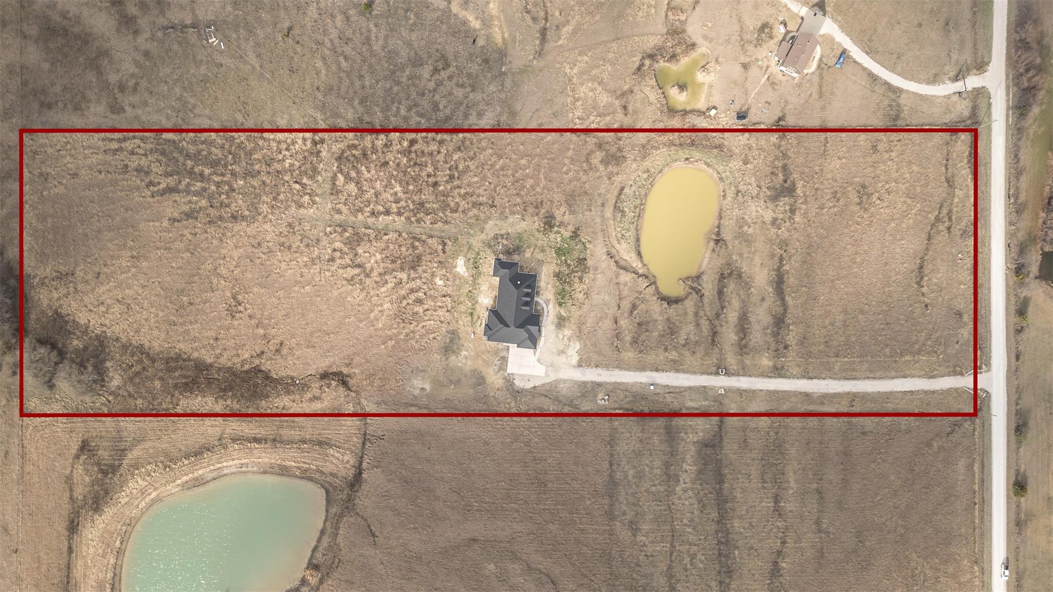 main property photo 33